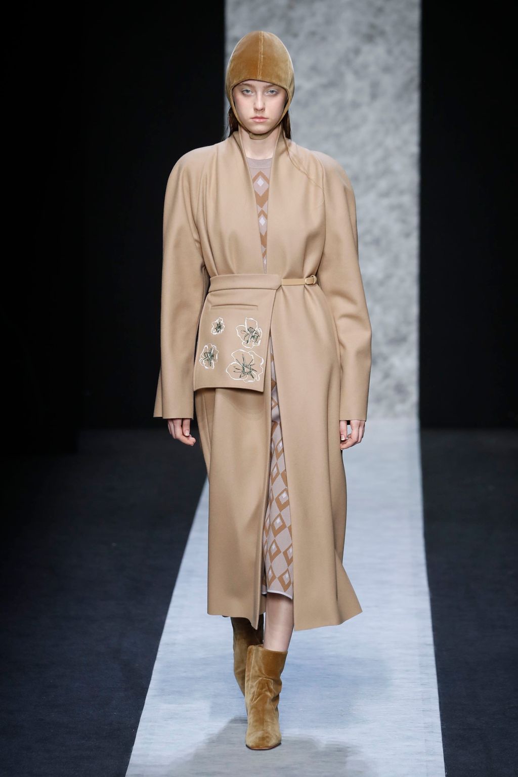 Fashion Week Milan Fall/Winter 2020 look 29 de la collection Anteprima womenswear