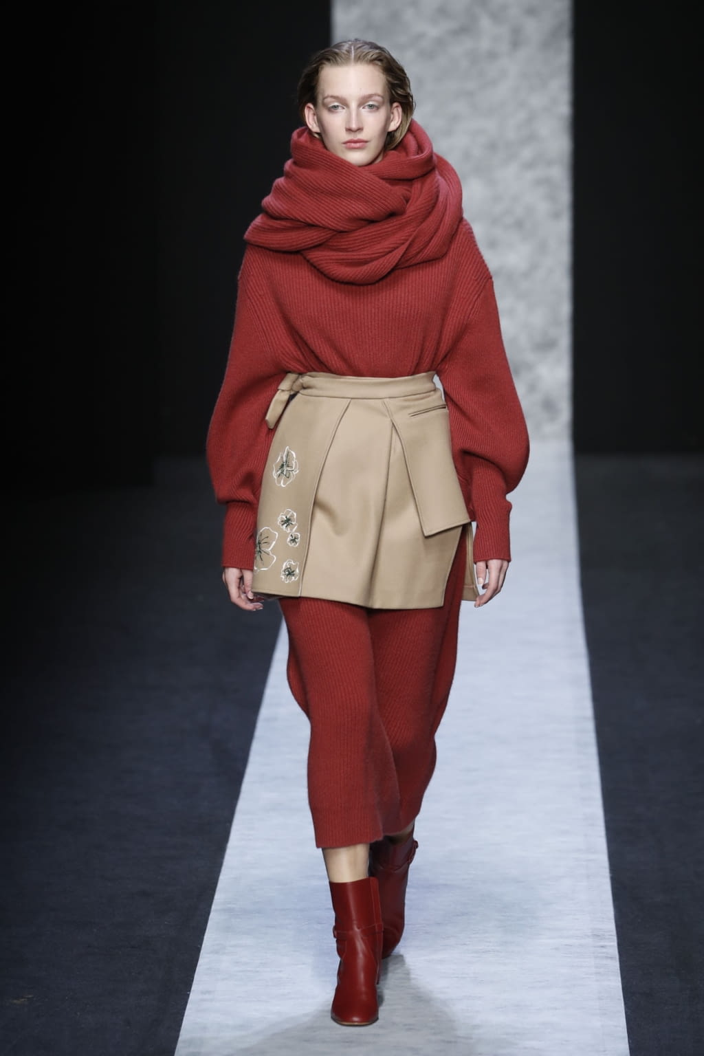 Fashion Week Milan Fall/Winter 2020 look 31 from the Anteprima collection womenswear