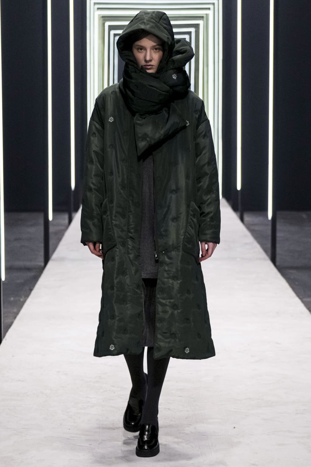 Fashion Week Milan Fall/Winter 2022 look 11 from the Anteprima collection 女装