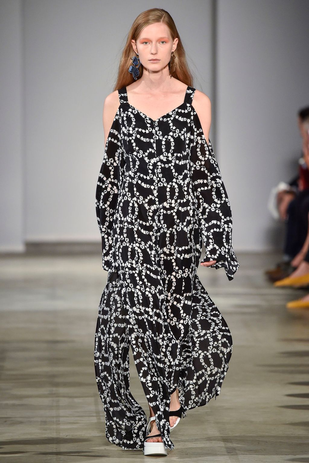 Fashion Week Milan Spring/Summer 2018 look 14 from the Anteprima collection womenswear
