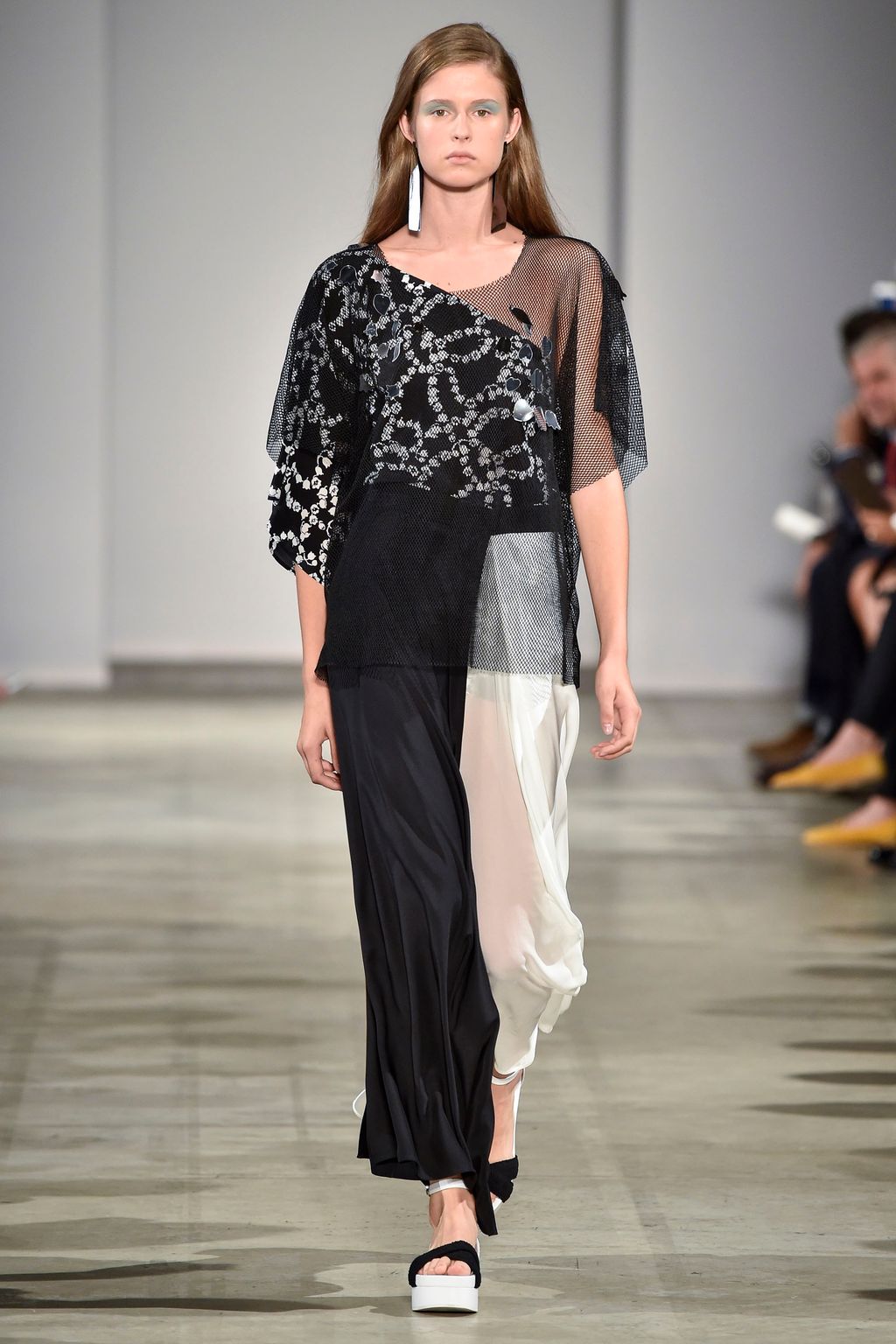 Fashion Week Milan Spring/Summer 2018 look 35 from the Anteprima collection 女装