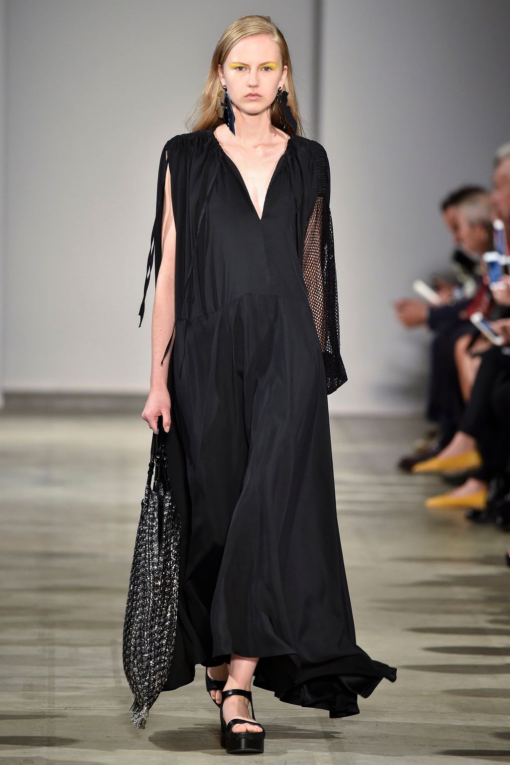 Fashion Week Milan Spring/Summer 2018 look 40 from the Anteprima collection womenswear