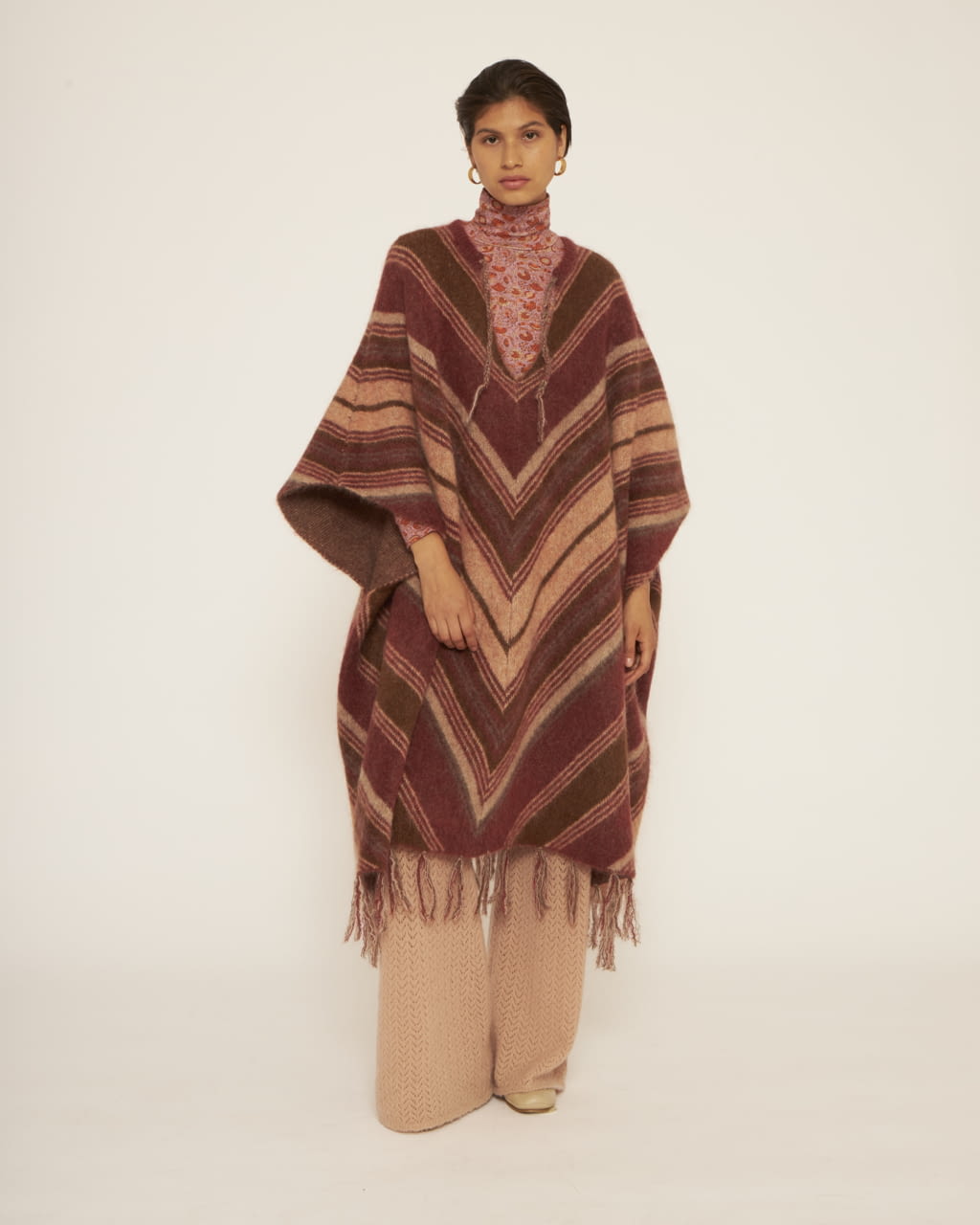 Fashion Week Paris Fall/Winter 2022 look 13 from the Antik Batik collection womenswear
