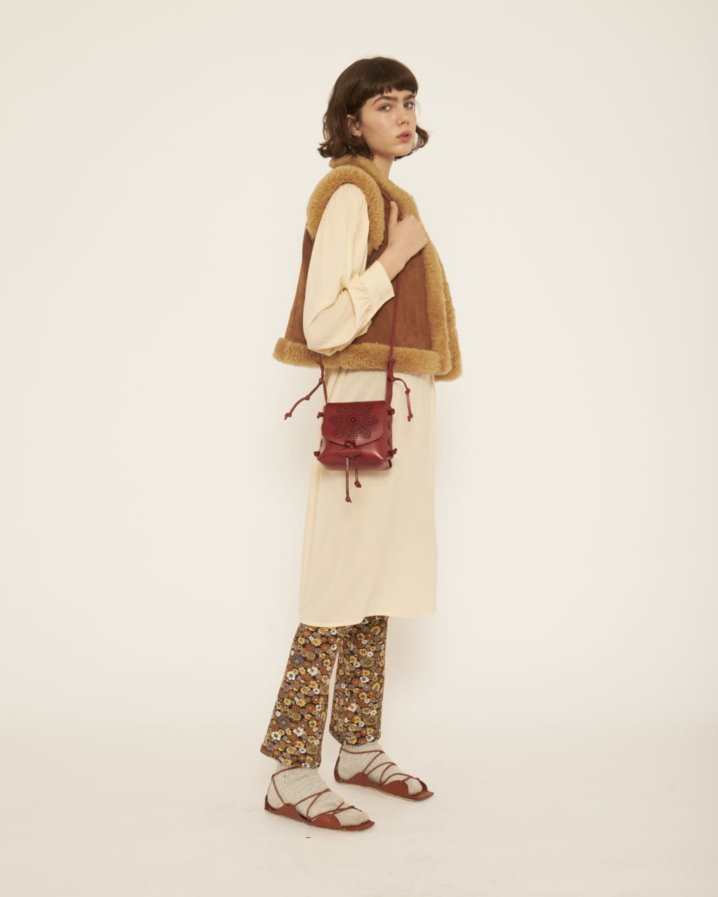 Fashion Week Paris Fall/Winter 2022 look 3 de la collection Antik Batik womenswear