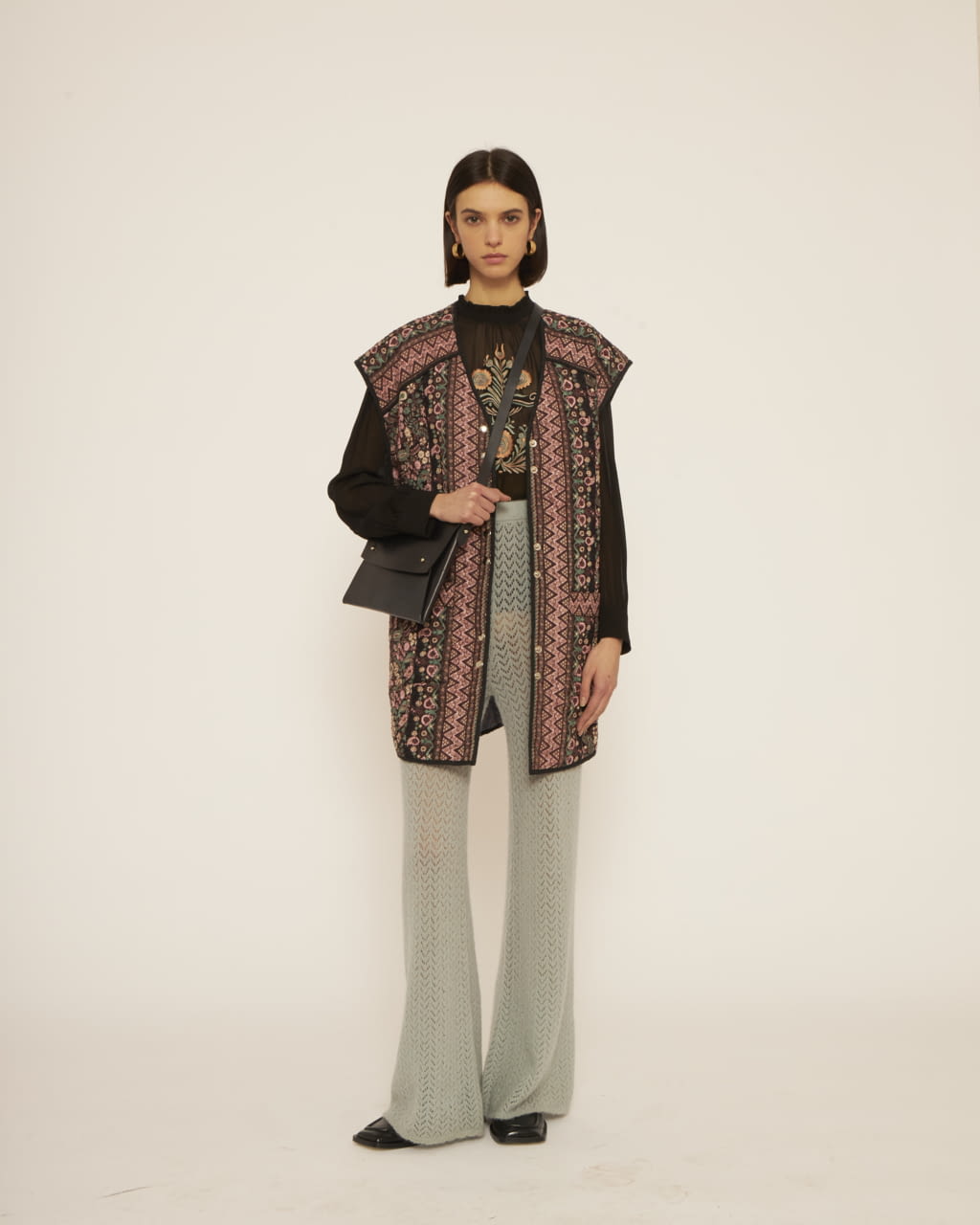 Fashion Week Paris Fall/Winter 2022 look 43 de la collection Antik Batik womenswear