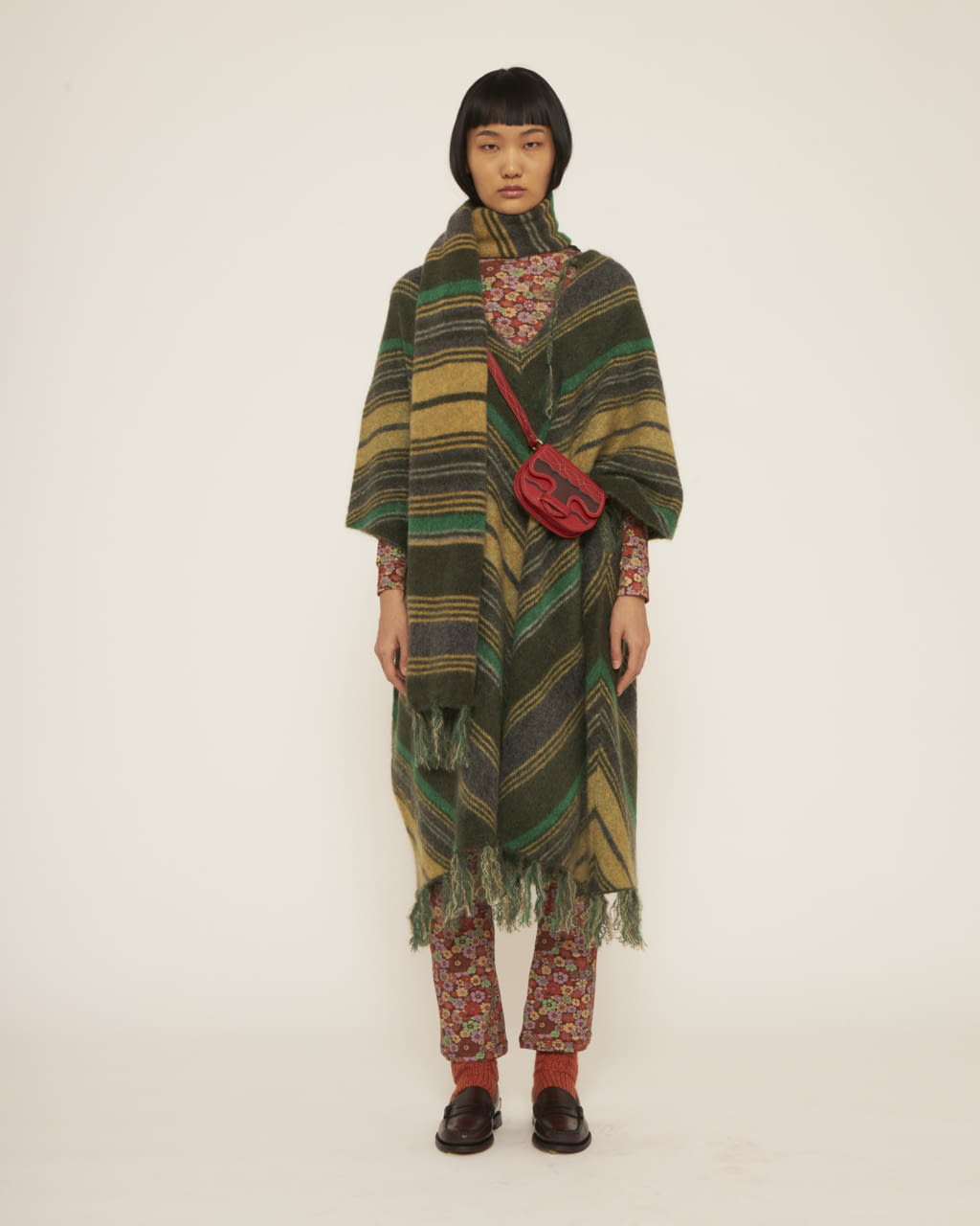 Fashion Week Paris Fall/Winter 2022 look 7 from the Antik Batik collection 女装
