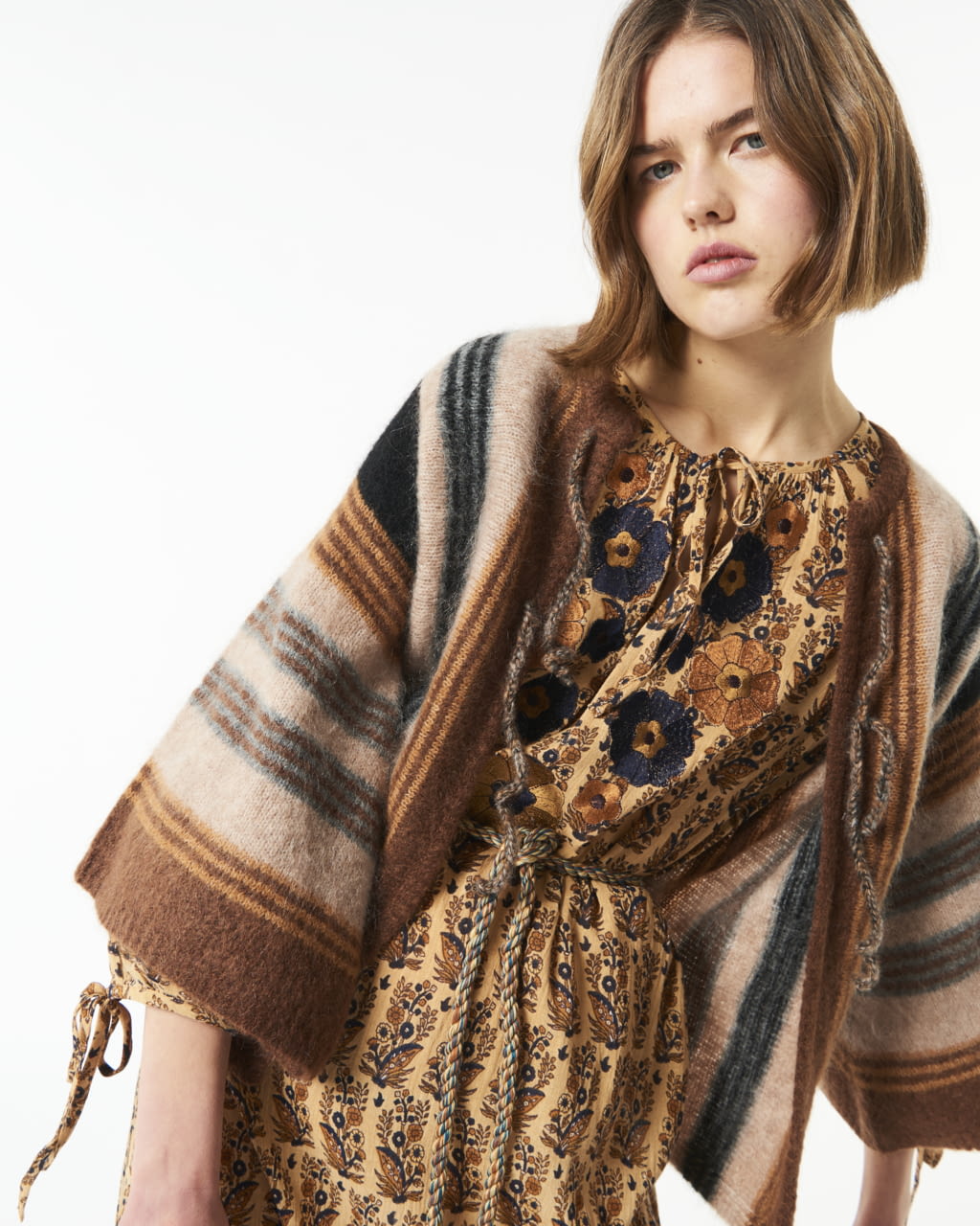 Fashion Week Paris Fall/Winter 2021 look 36 from the Antik Batik collection womenswear
