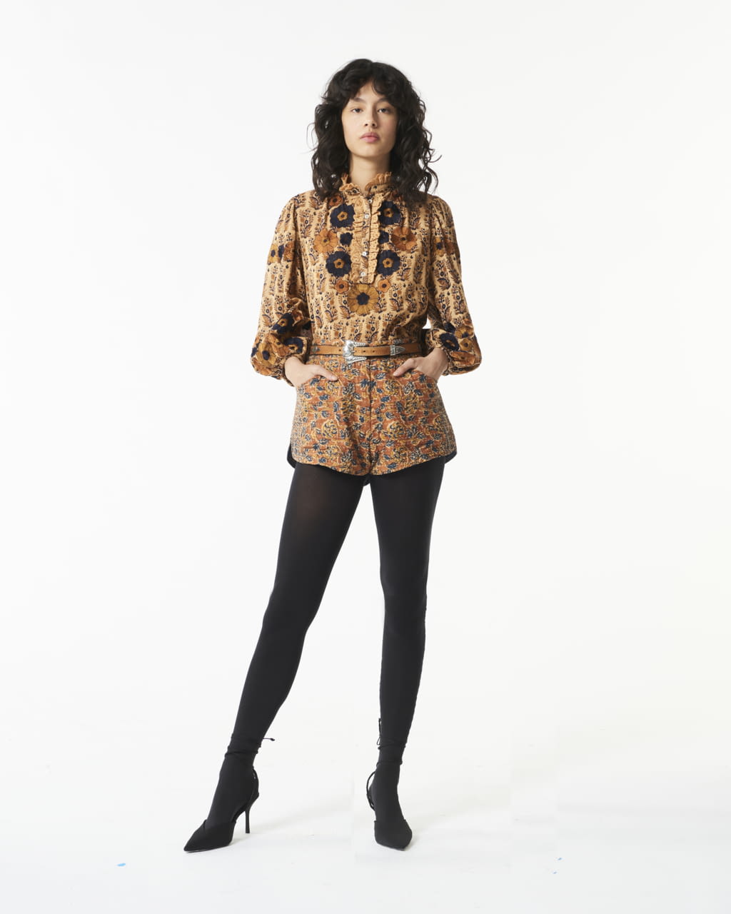 Fashion Week Paris Fall/Winter 2021 look 54 from the Antik Batik collection womenswear