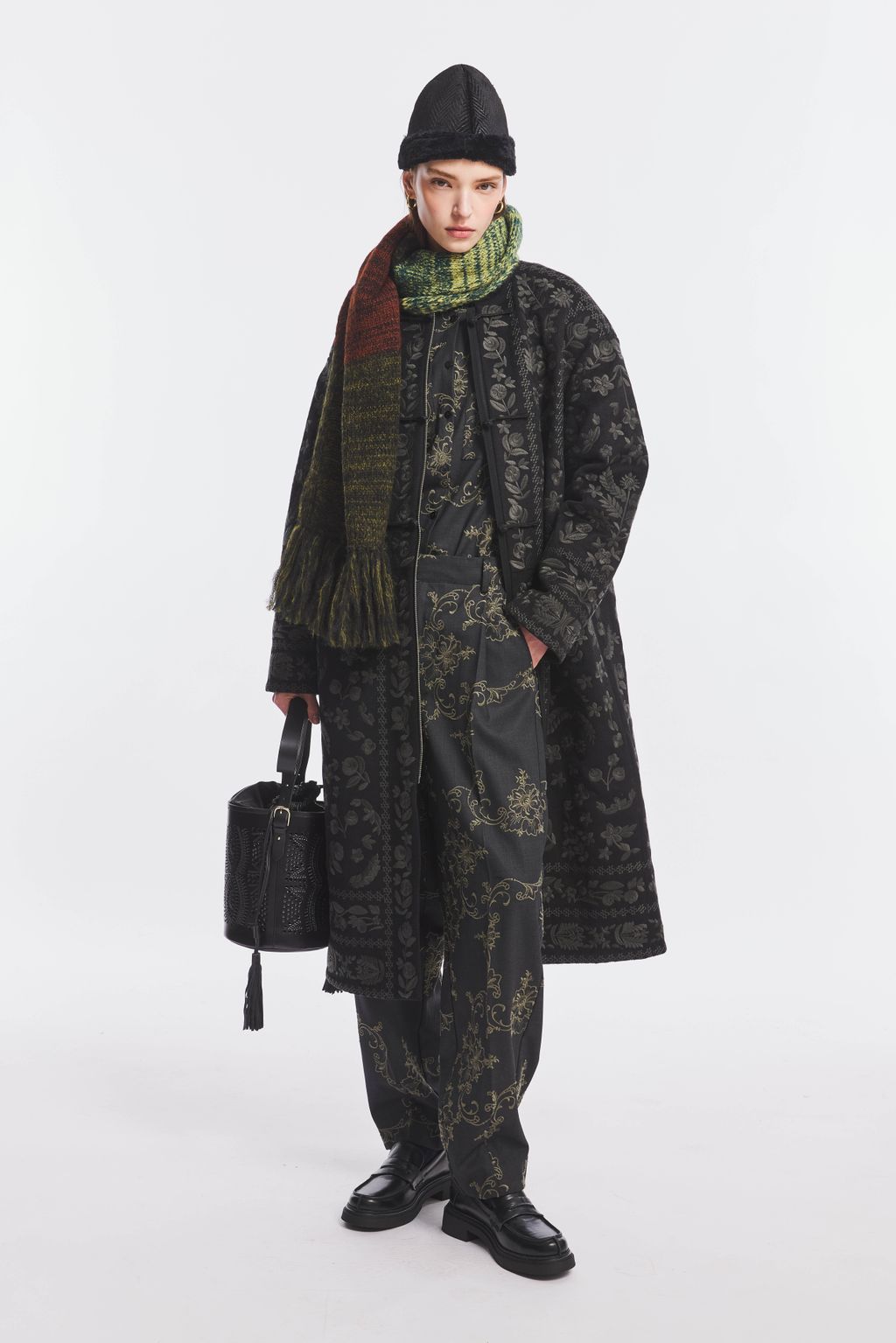 Fashion Week Paris Fall/Winter 2026 look 12 from the Antik Batik collection womenswear