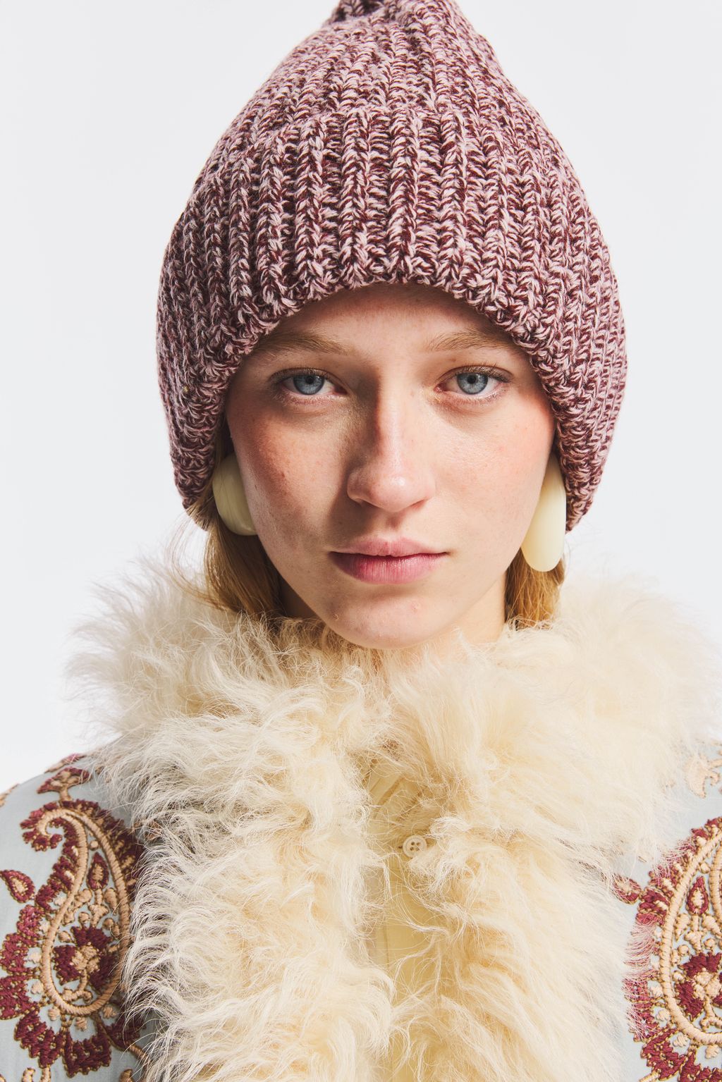 Fashion Week Paris Fall/Winter 2026 look 27 from the Antik Batik collection womenswear
