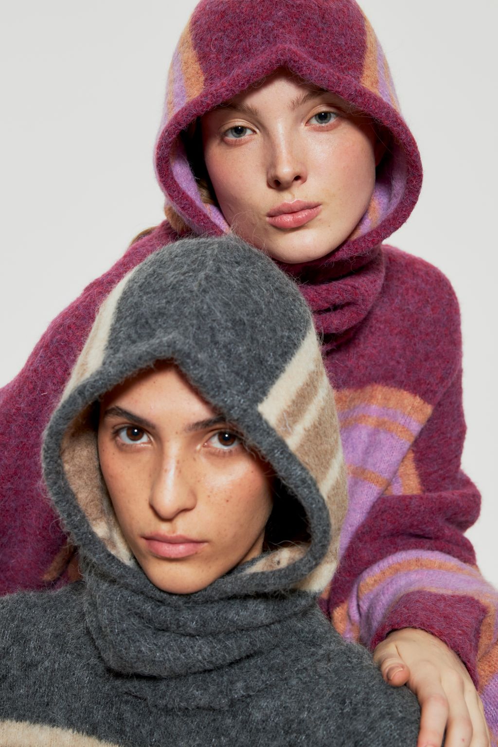 Fashion Week Paris Fall/Winter 2023 look 27 from the Antik Batik collection womenswear