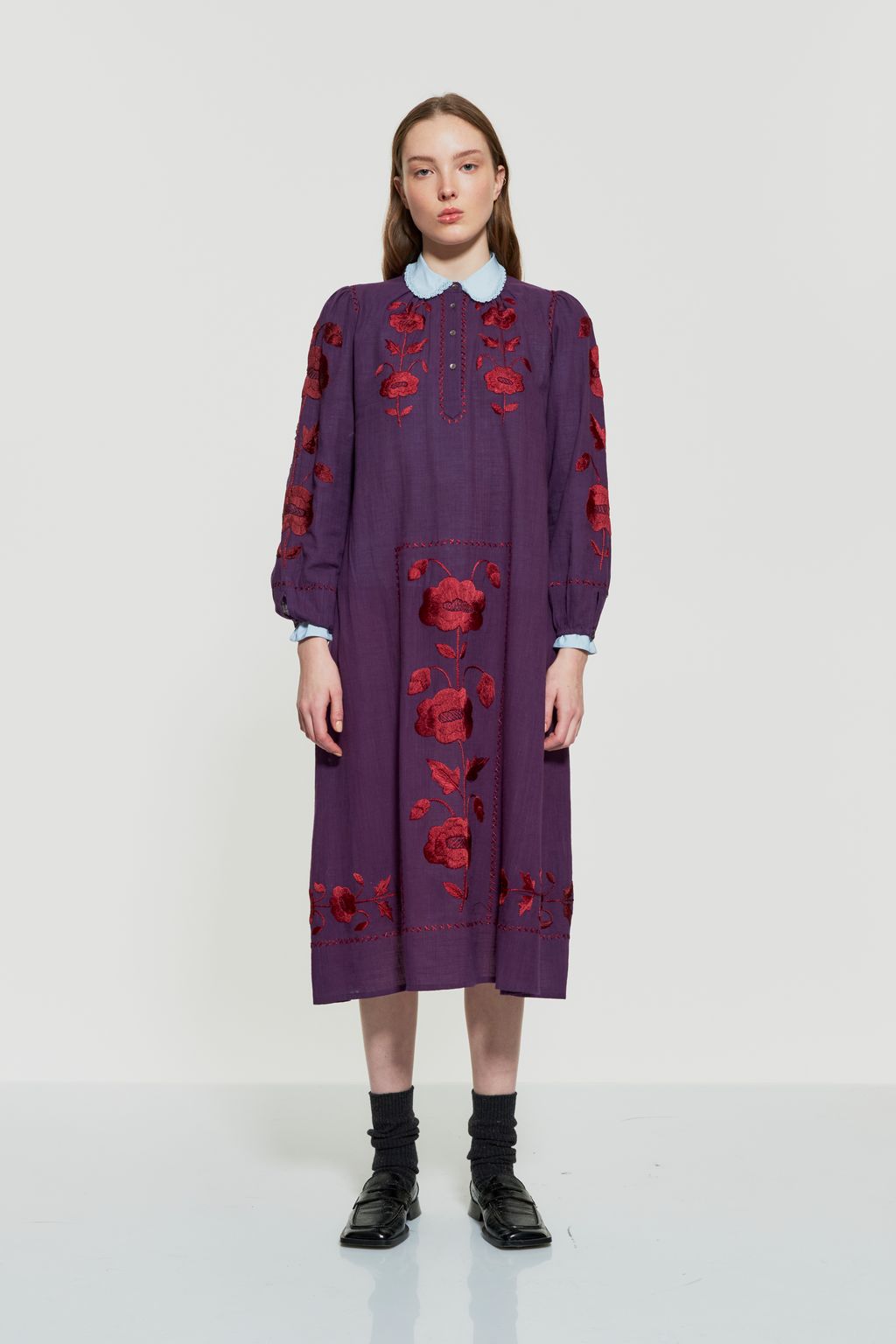 Fashion Week Paris Fall/Winter 2023 look 30 from the Antik Batik collection womenswear
