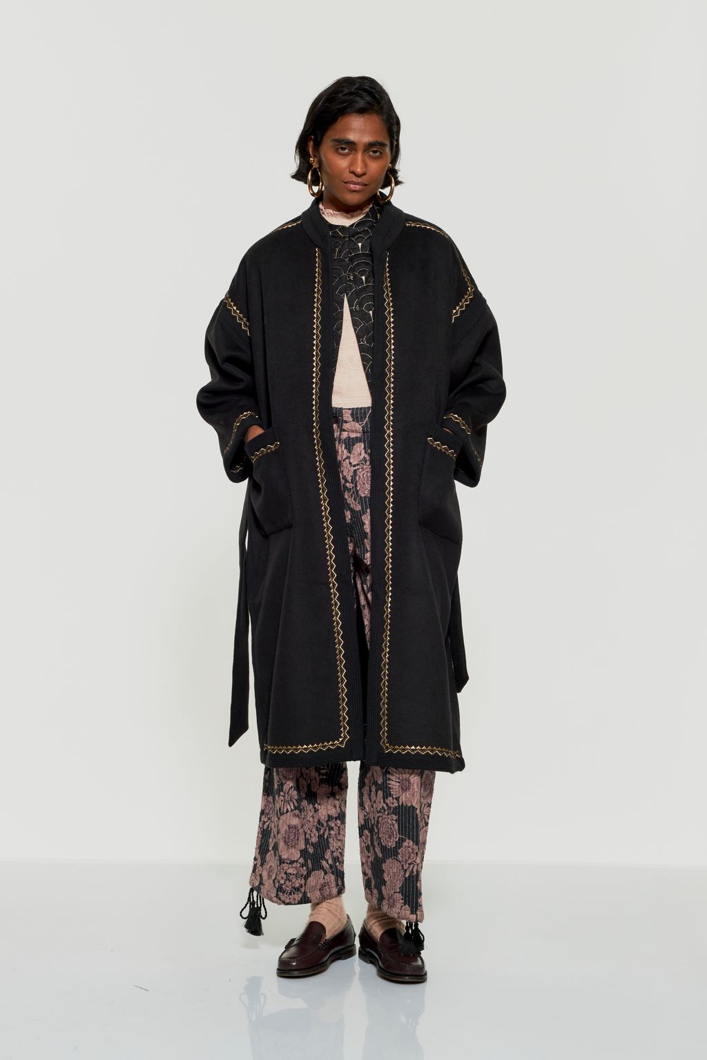 Fashion Week Paris Fall/Winter 2023 look 43 from the Antik Batik collection womenswear