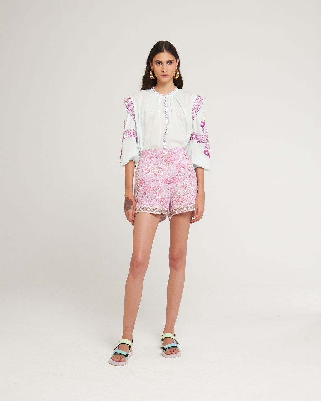 Fashion Week Paris Spring/Summer 2023 look 3 from the Antik Batik collection womenswear