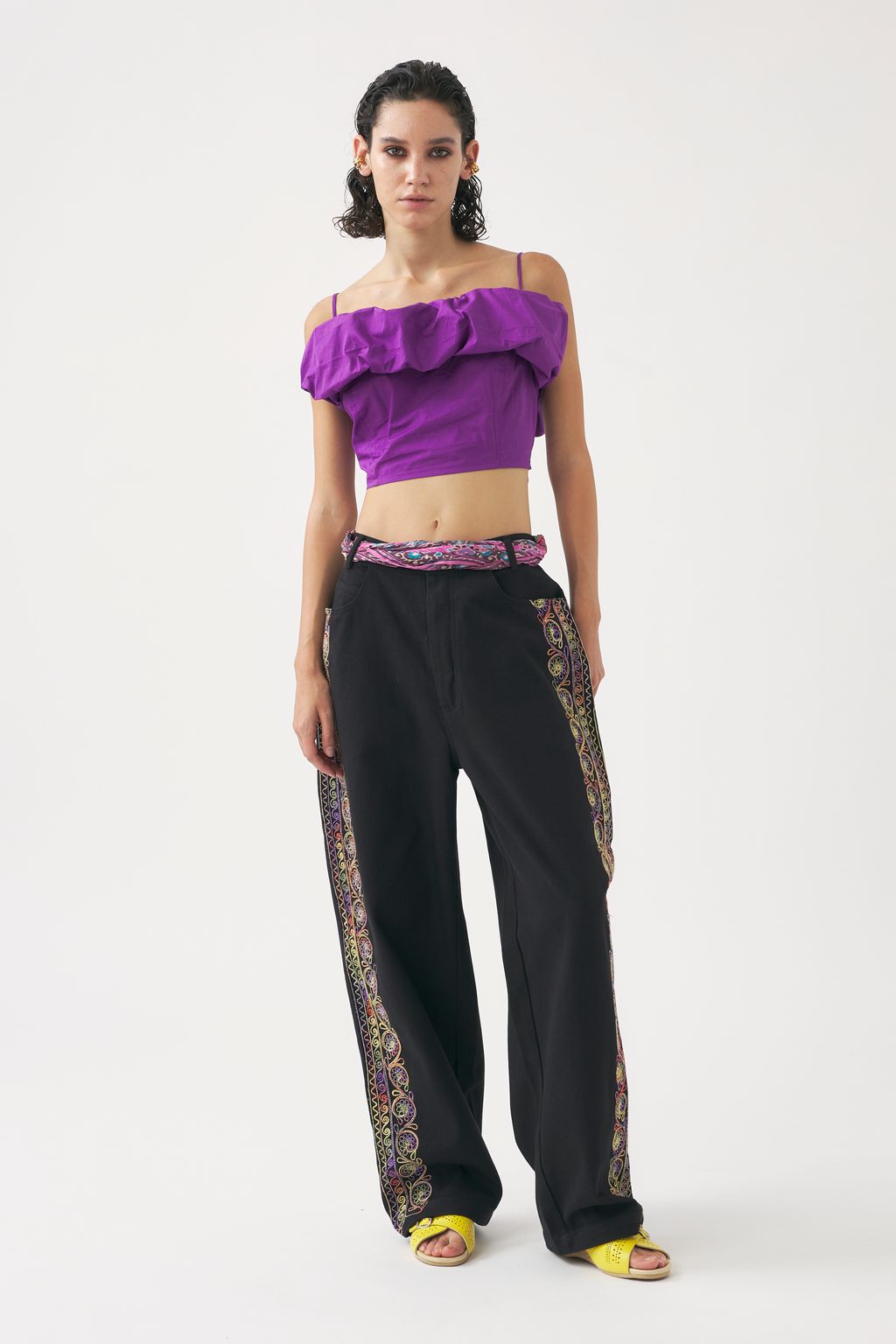 Fashion Week Paris Spring/Summer 2024 look 28 from the Antik Batik collection womenswear
