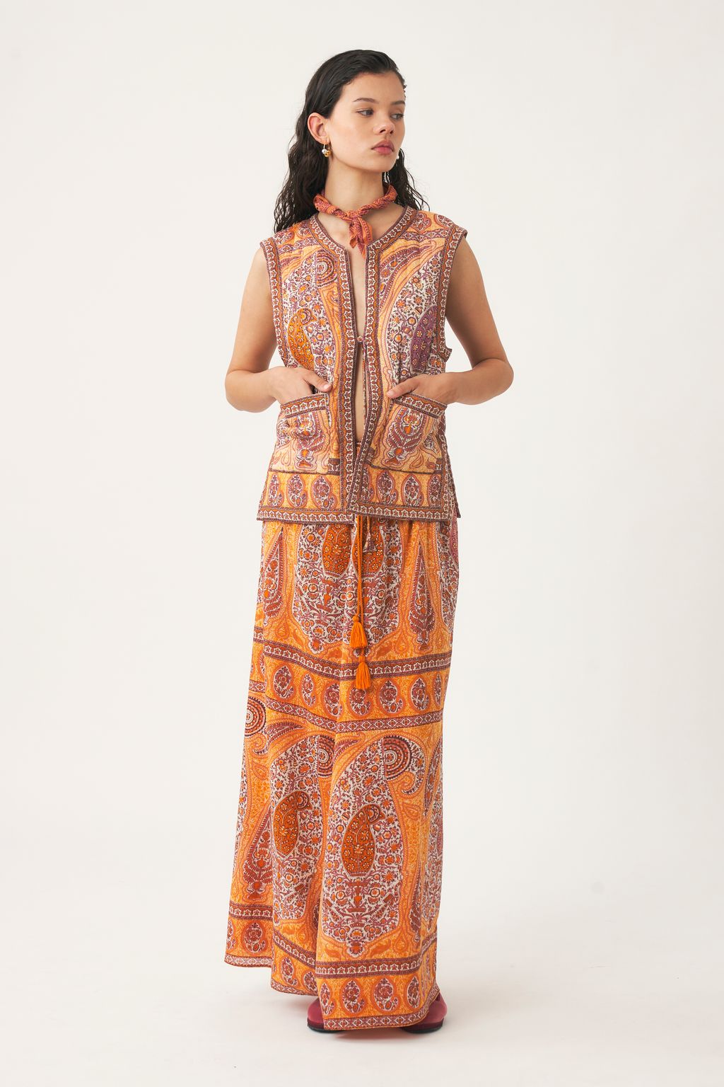 Fashion Week Paris Spring/Summer 2024 look 43 de la collection Antik Batik womenswear