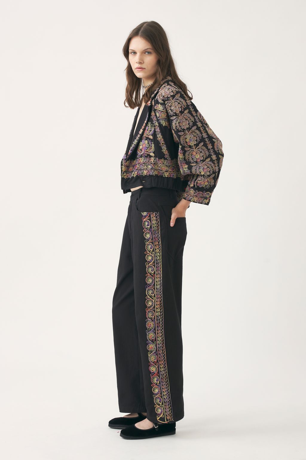 Fashion Week Paris Spring/Summer 2024 look 23 from the Antik Batik collection womenswear