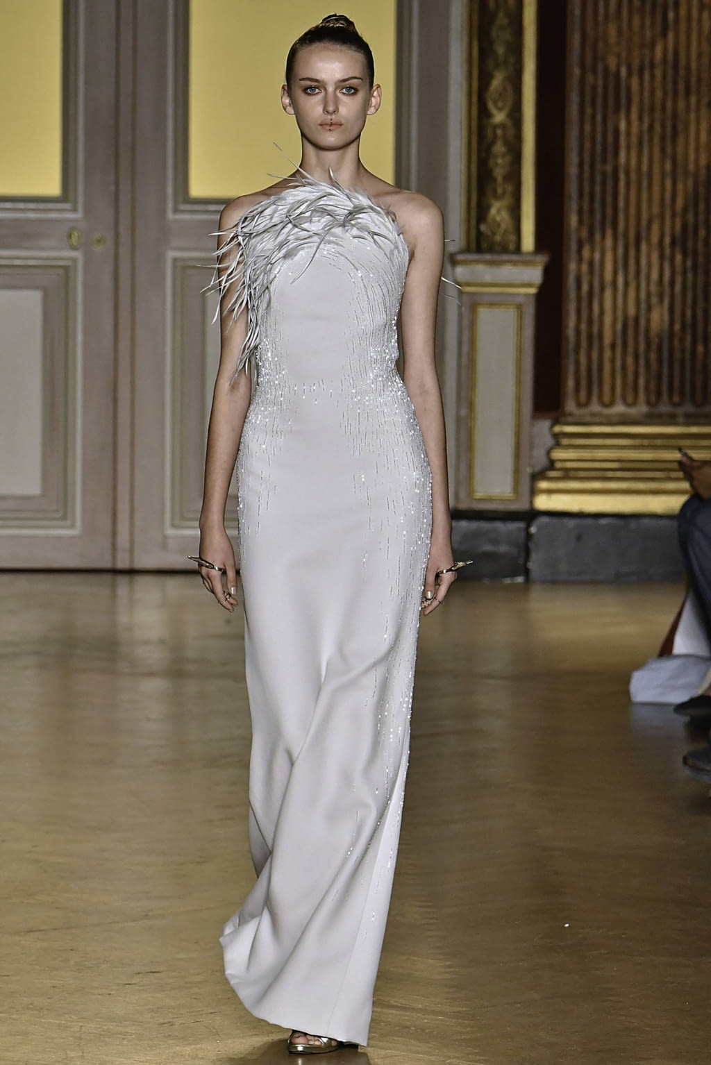 Fashion Week Paris Fall/Winter 2019 look 10 from the Antonio Grimaldi collection couture