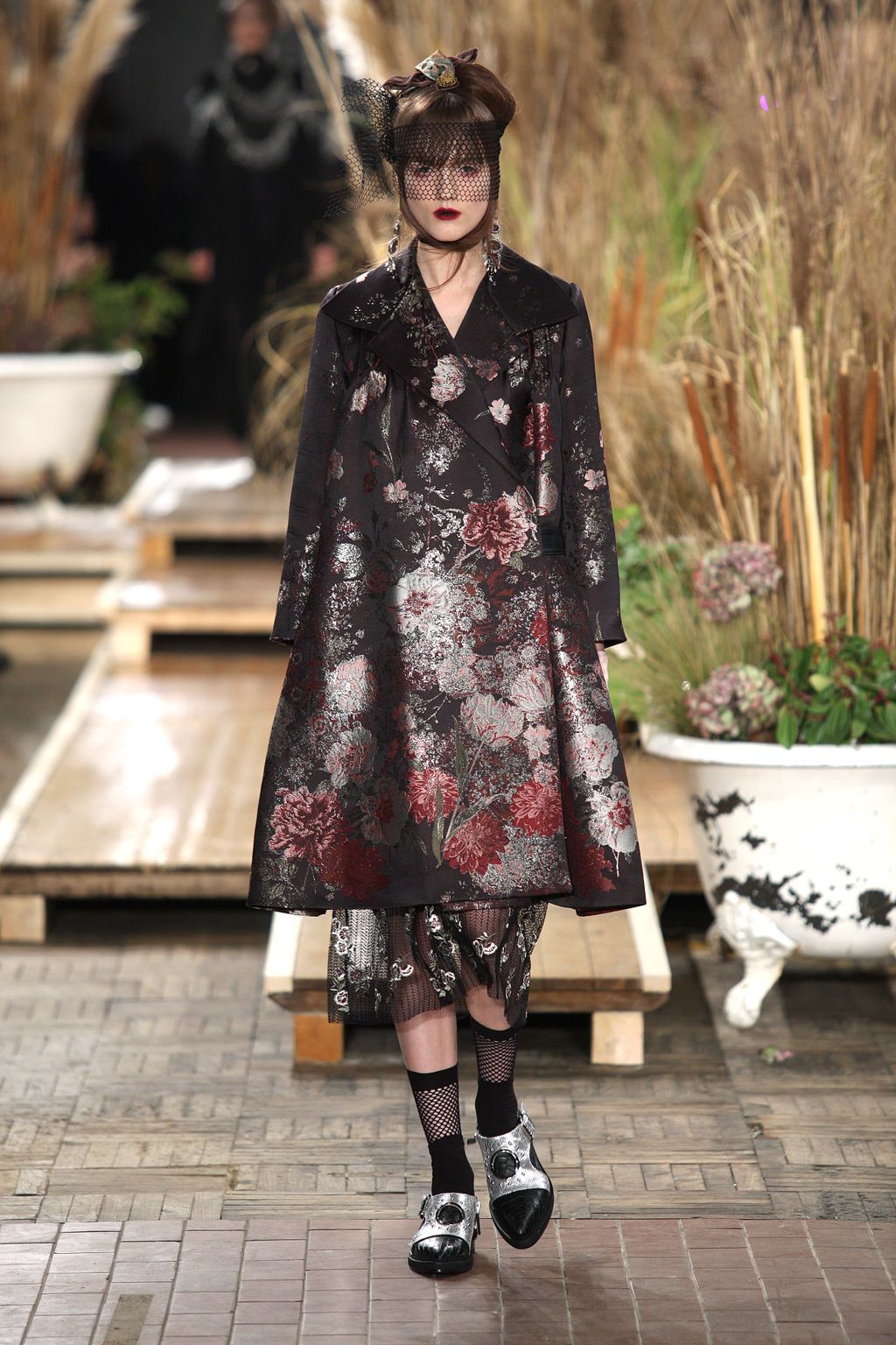 Fashion Week Milan Fall/Winter 2016 look 8 from the Antonio Marras collection womenswear
