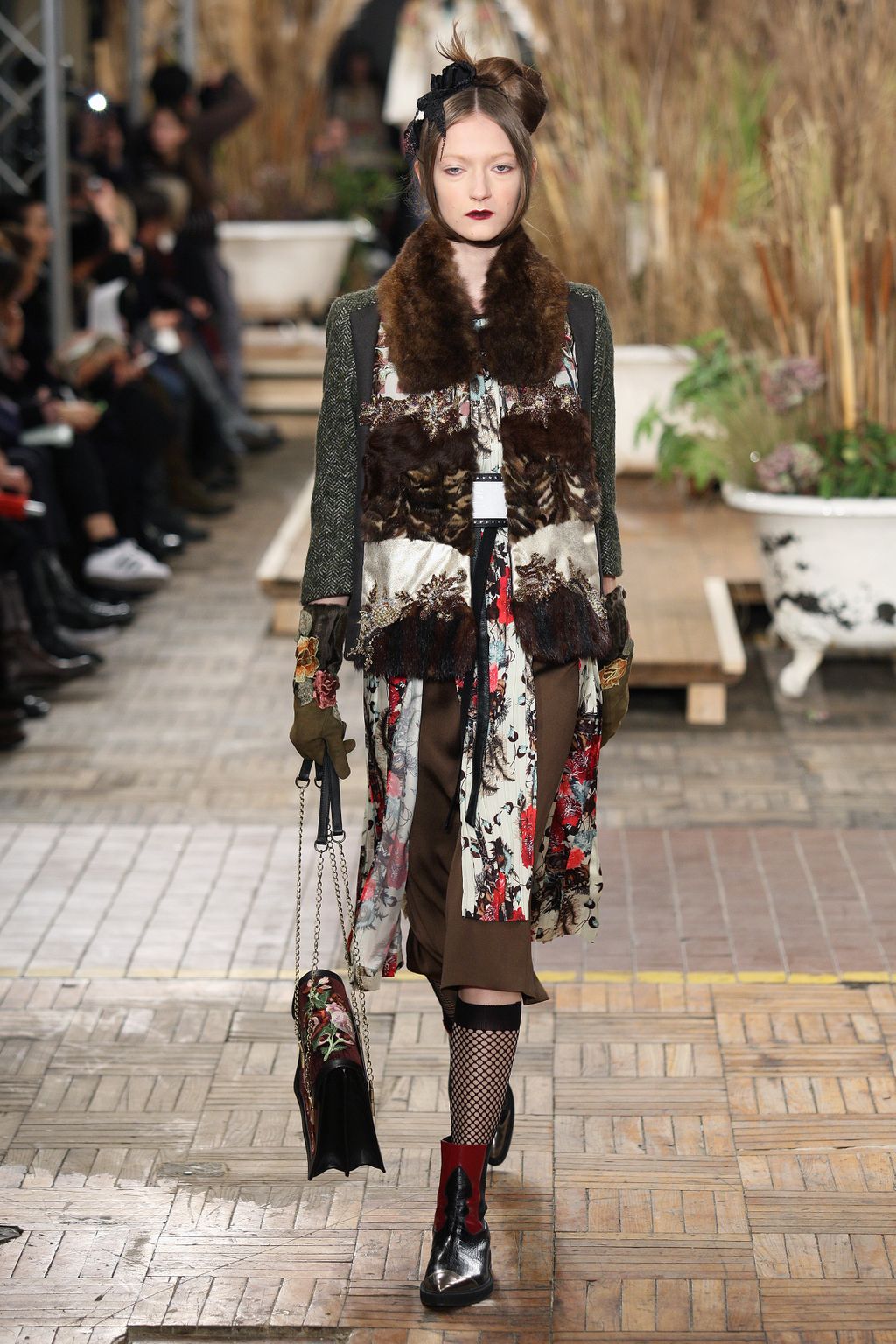 Fashion Week Milan Fall/Winter 2016 look 40 from the Antonio Marras collection womenswear