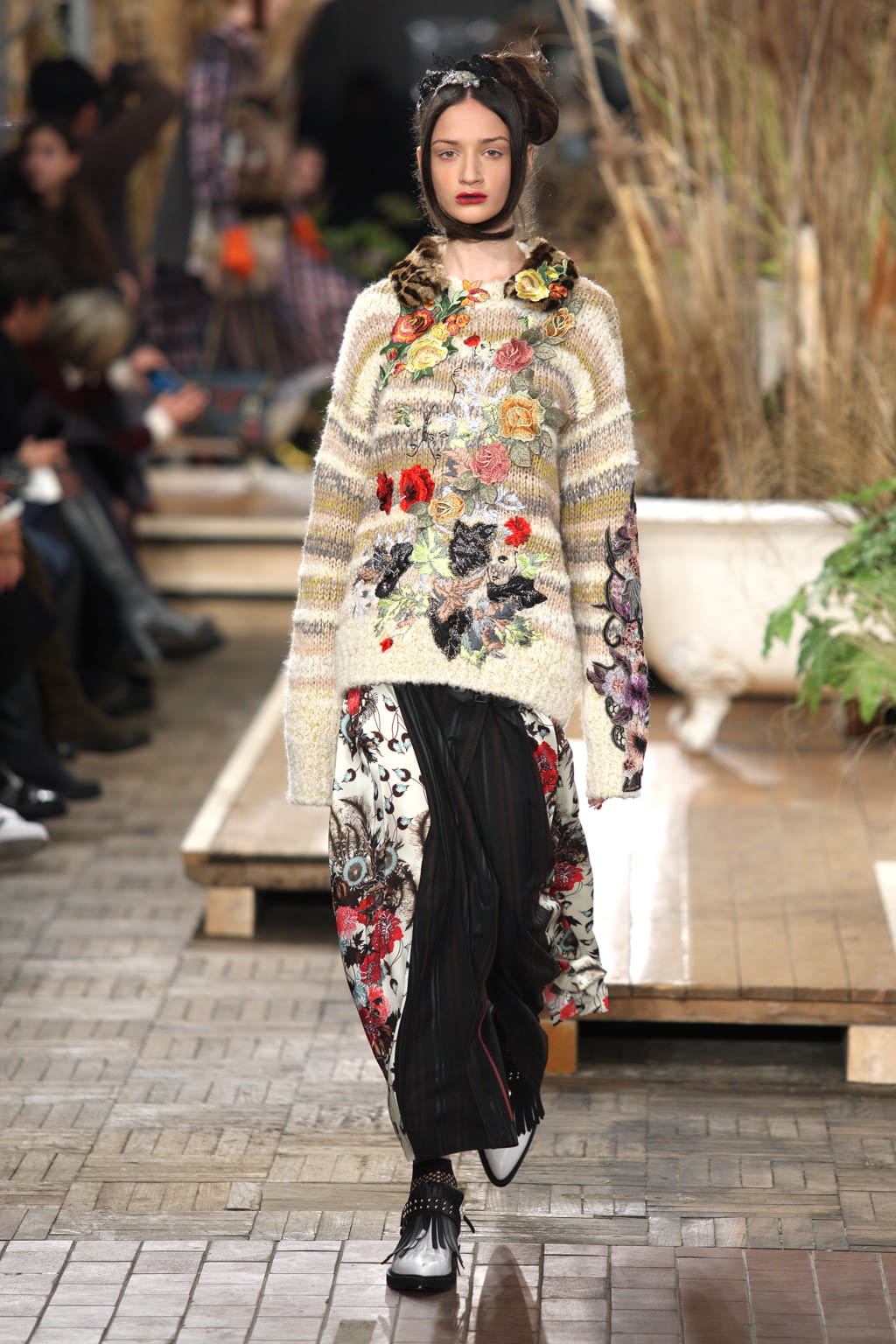 Fashion Week Milan Fall/Winter 2016 look 42 from the Antonio Marras collection womenswear