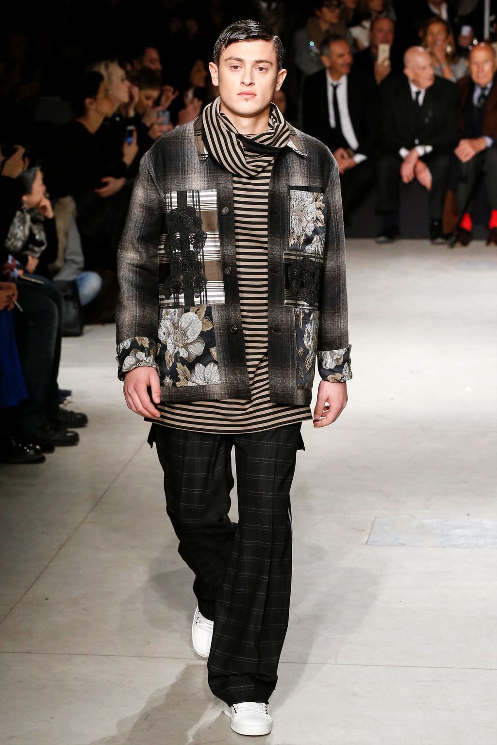 Fashion Week Milan Fall/Winter 2017 look 14 de la collection Antonio Marras womenswear