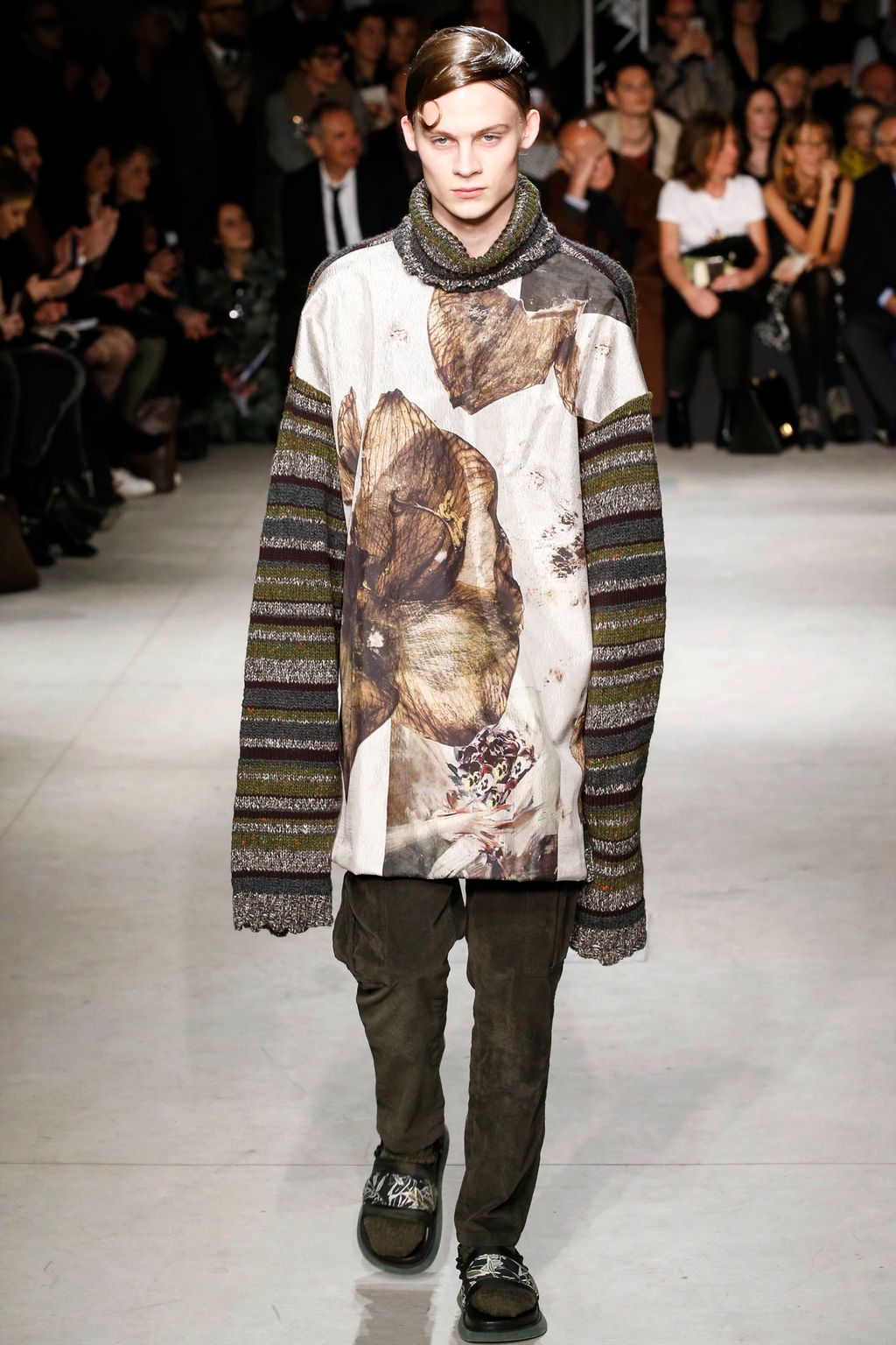 Fashion Week Milan Fall/Winter 2017 look 23 de la collection Antonio Marras womenswear