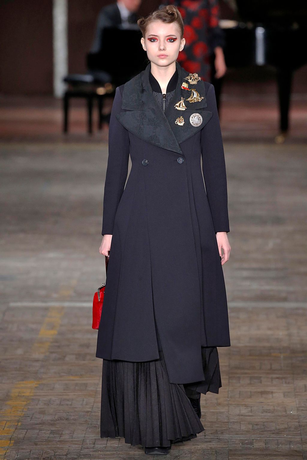 Fashion Week Milan Fall/Winter 2018 look 3 from the Antonio Marras collection womenswear