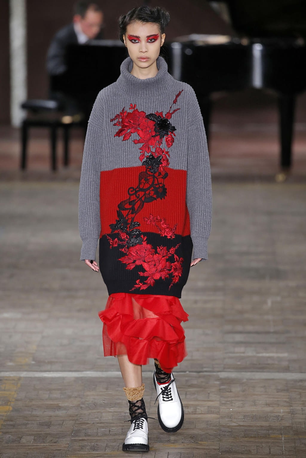 Fashion Week Milan Fall/Winter 2018 look 16 from the Antonio Marras collection womenswear