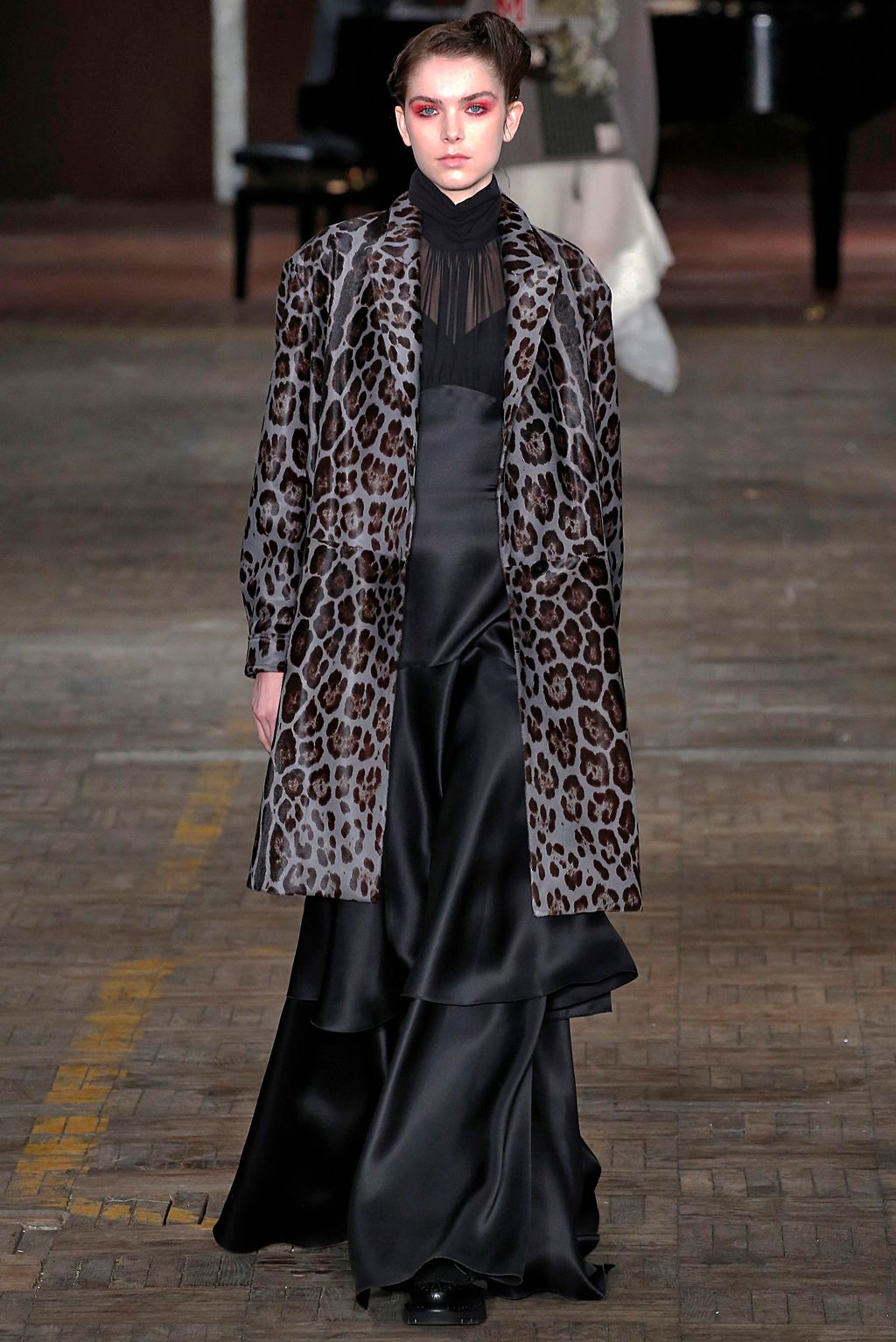 Fashion Week Milan Fall/Winter 2018 look 49 from the Antonio Marras collection womenswear