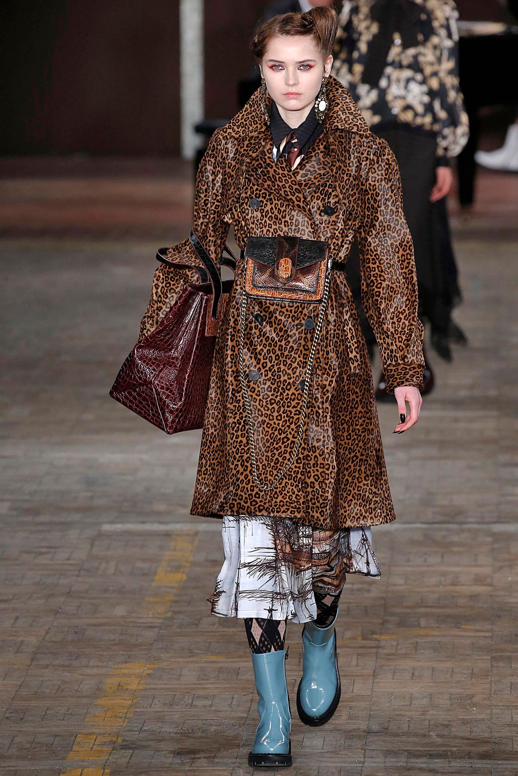 Fashion Week Milan Fall/Winter 2018 look 63 from the Antonio Marras collection womenswear