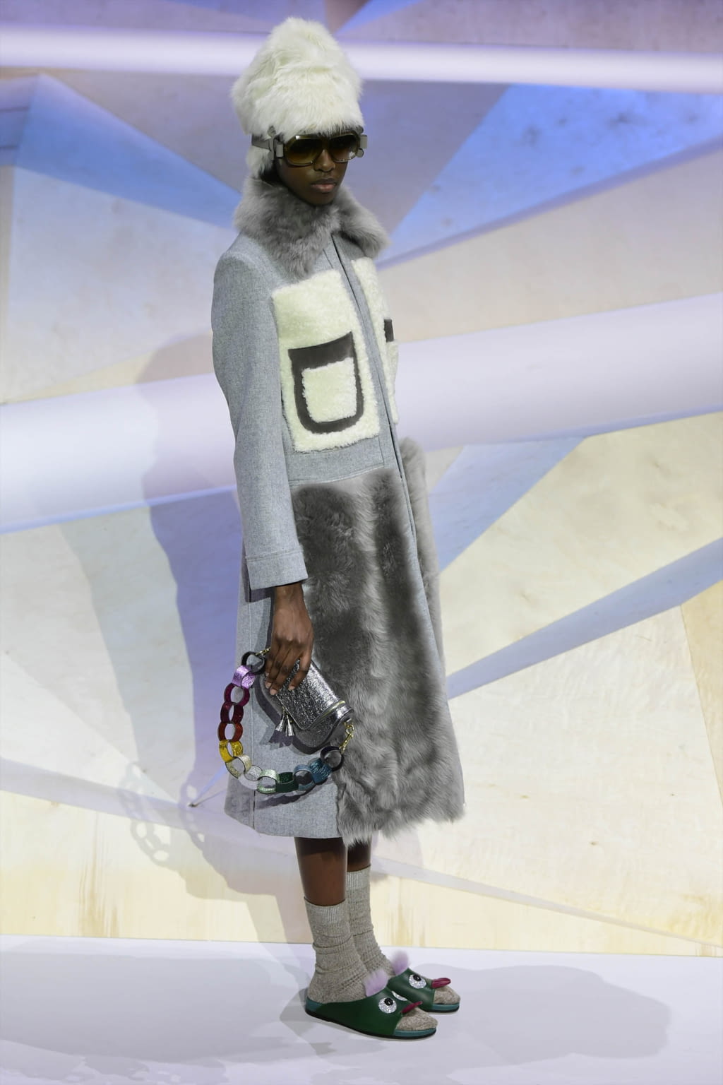 Fashion Week London Fall/Winter 2017 look 22 from the Anya Hindmarch collection womenswear