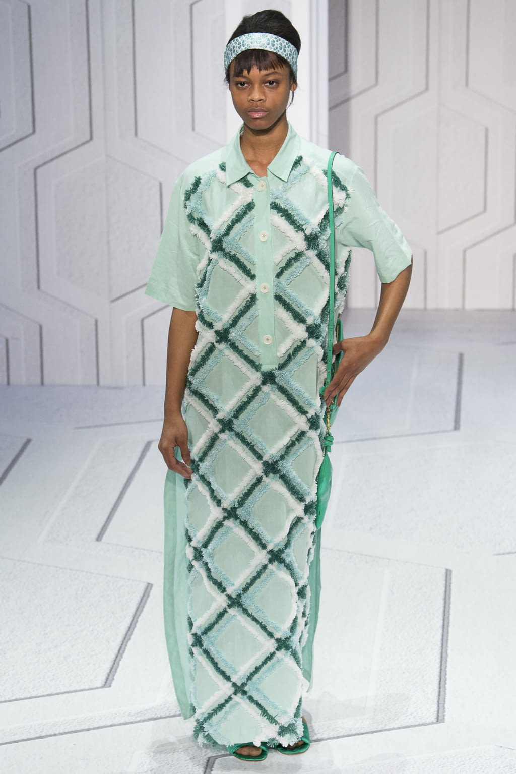 Fashion Week London Spring/Summer 2018 look 24 from the Anya Hindmarch collection womenswear