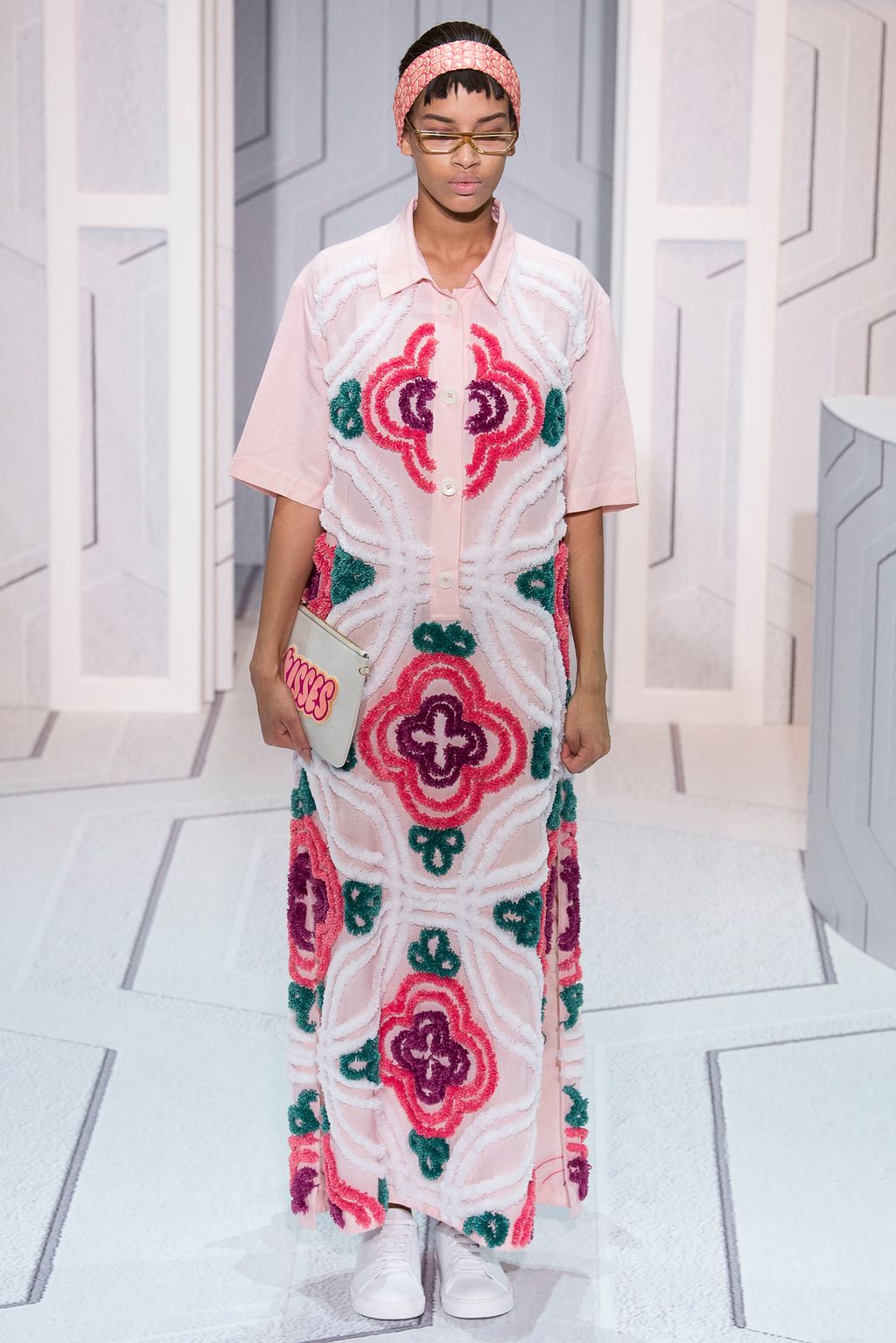 Fashion Week London Spring/Summer 2018 look 25 from the Anya Hindmarch collection womenswear