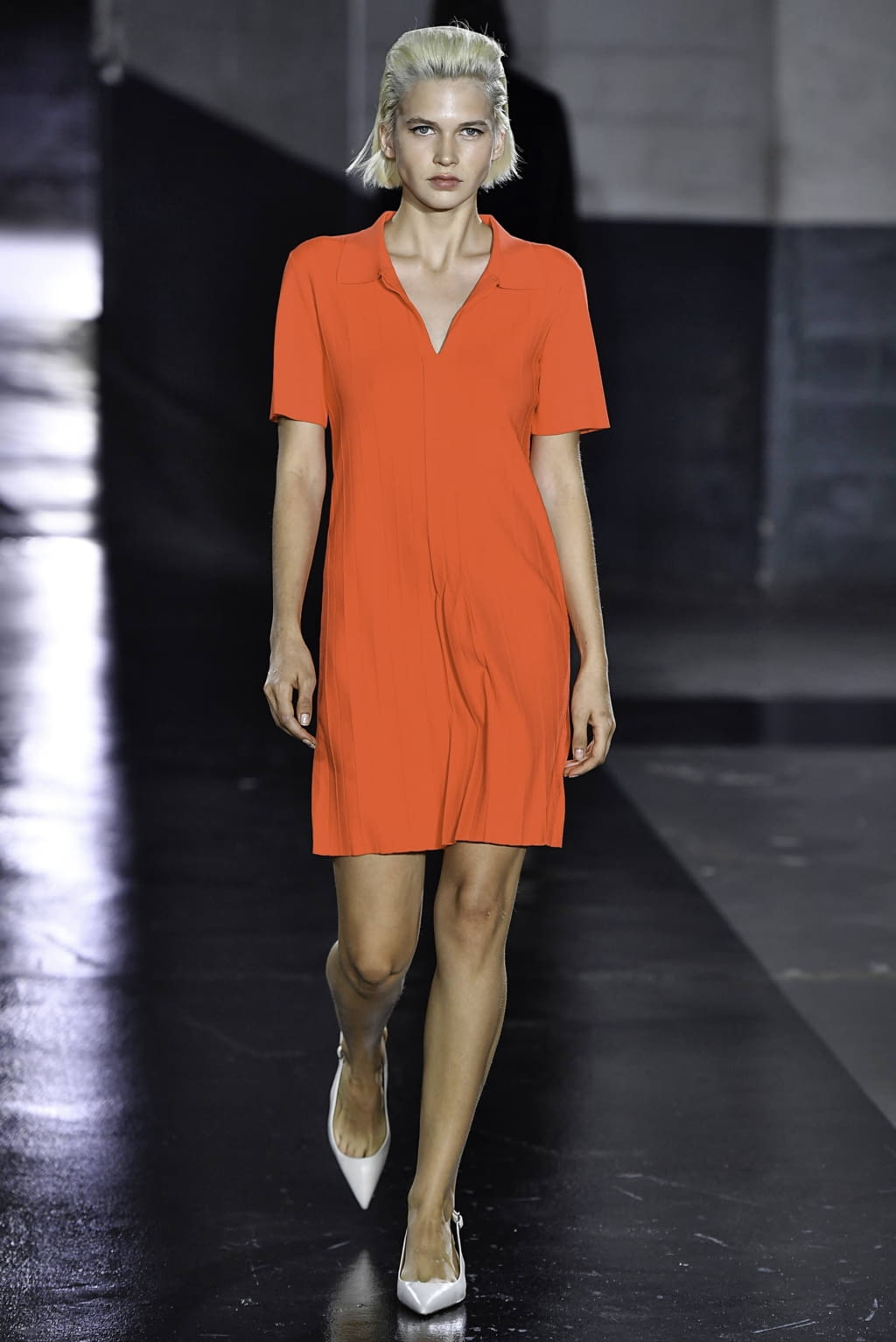 Fashion Week Paris Spring/Summer 2019 look 9 from the Apc collection womenswear