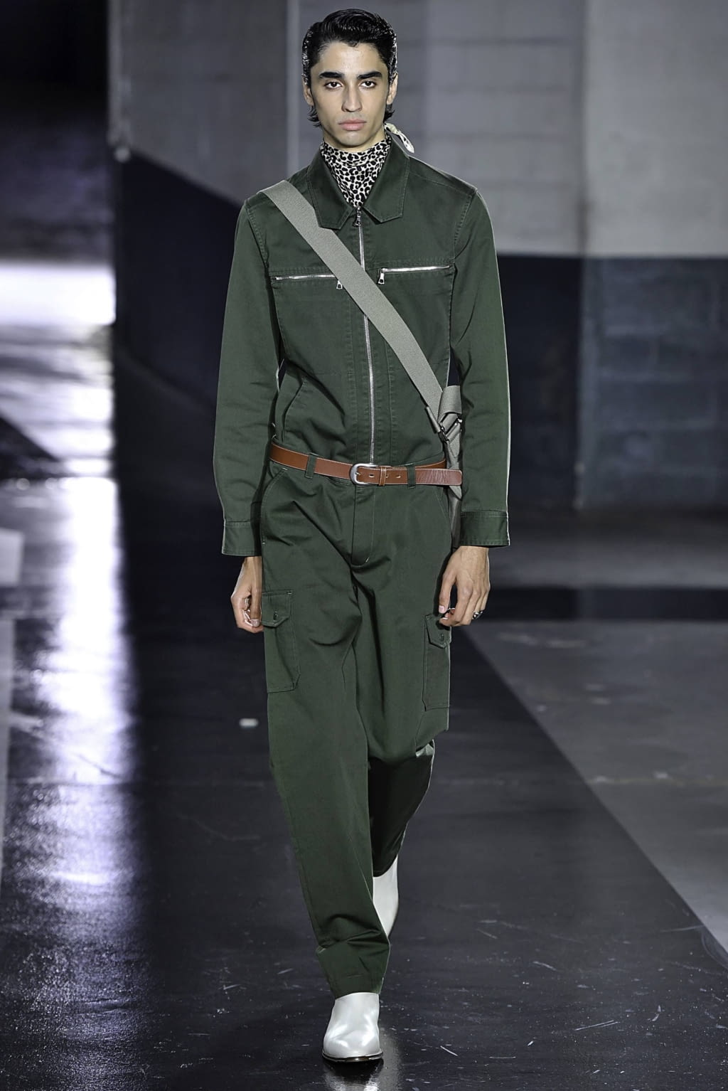 Fashion Week Paris Spring/Summer 2019 look 14 from the Apc collection 女装