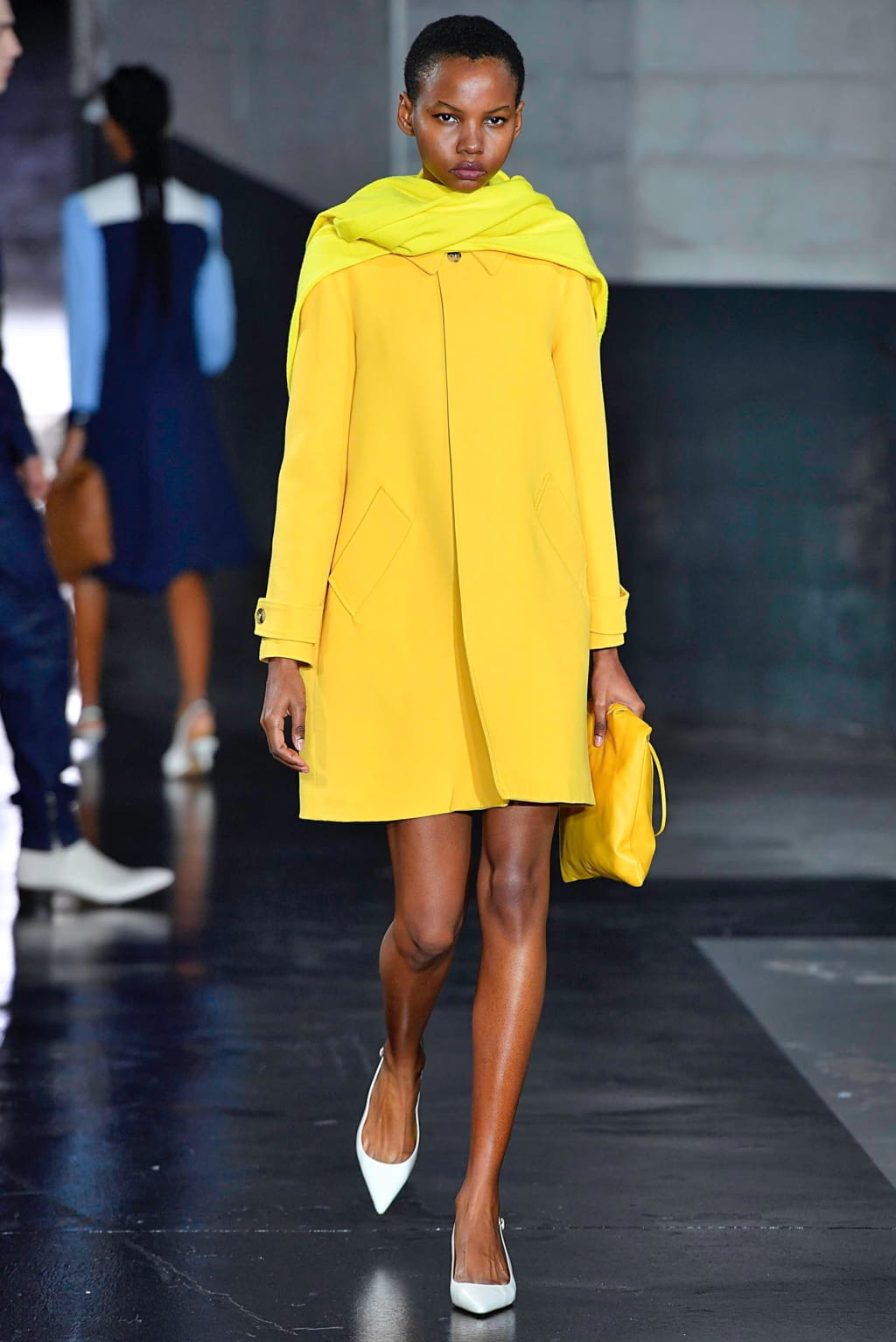 Fashion Week Paris Spring/Summer 2019 look 31 from the Apc collection womenswear