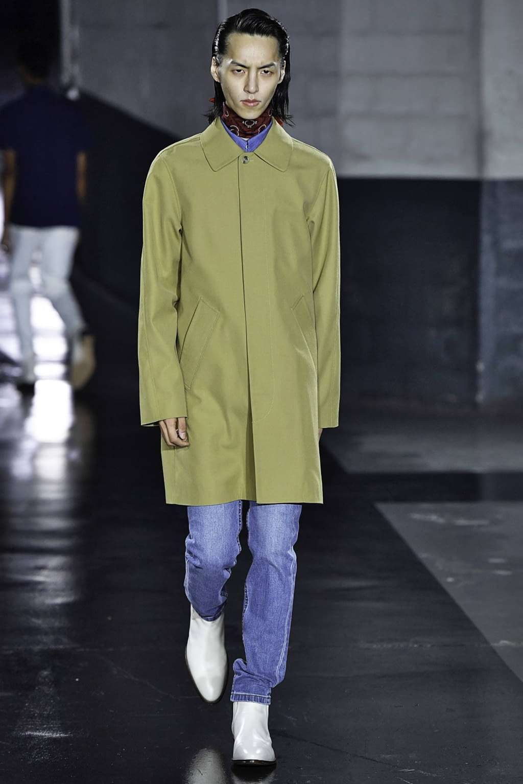 Fashion Week Paris Spring/Summer 2019 look 32 from the Apc collection womenswear