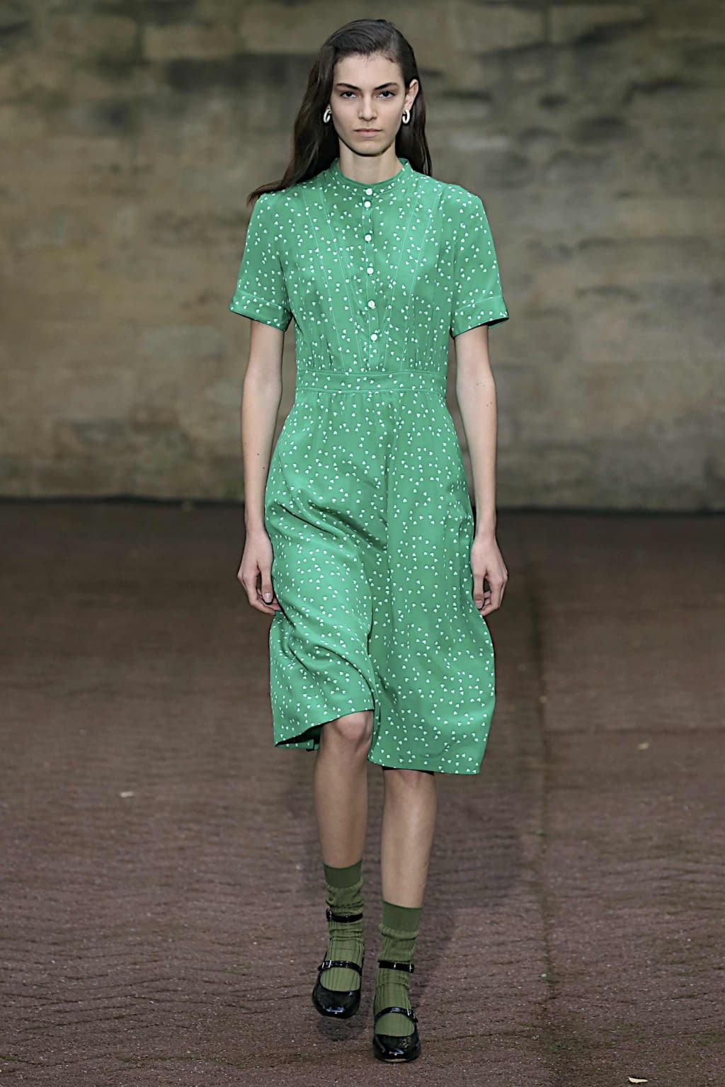 Fashion Week Paris Spring/Summer 2020 look 22 from the Apc collection 女装