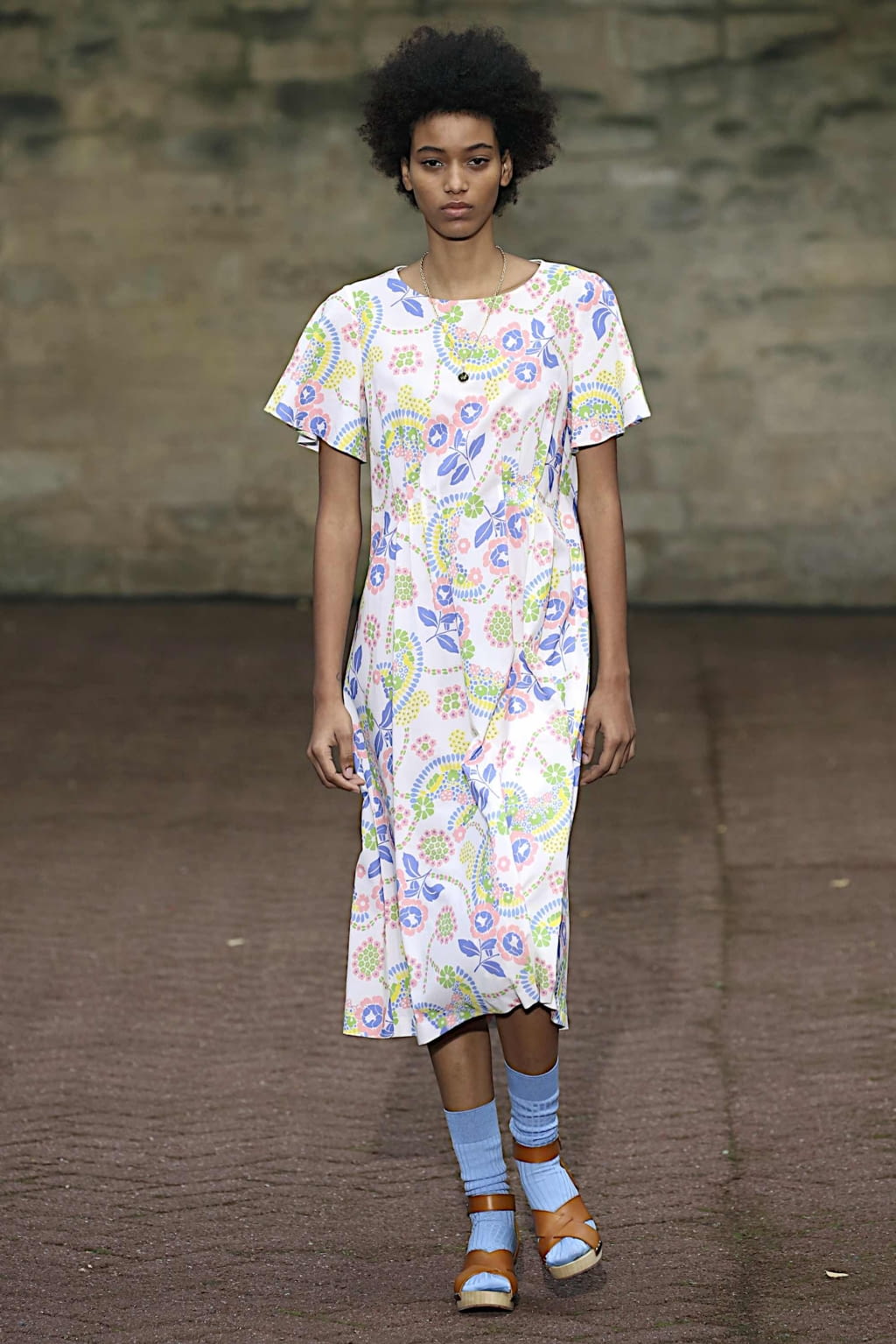 Fashion Week Paris Spring/Summer 2020 look 29 from the Apc collection womenswear