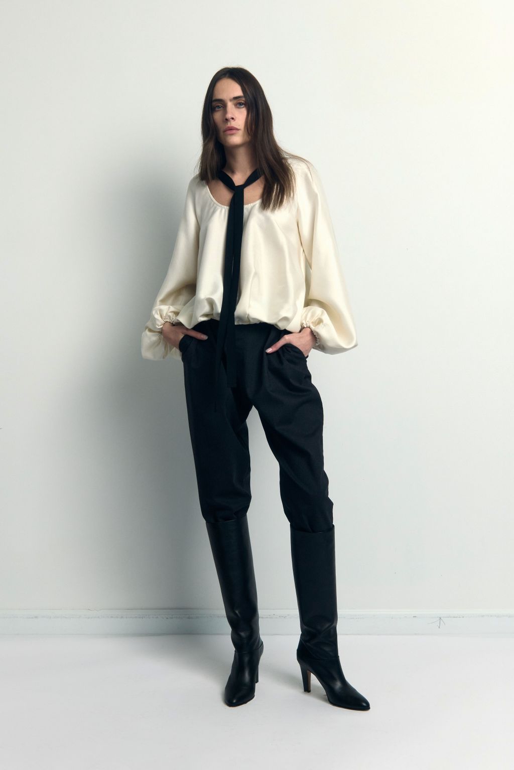 Fashion Week New York Fall/Winter 2025 look 14 from the Arias collection womenswear