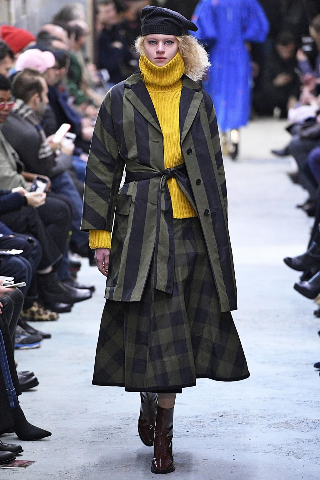 Fashion Week Milan Fall/Winter 2018 look 29 from the Arthur Arbesser collection womenswear