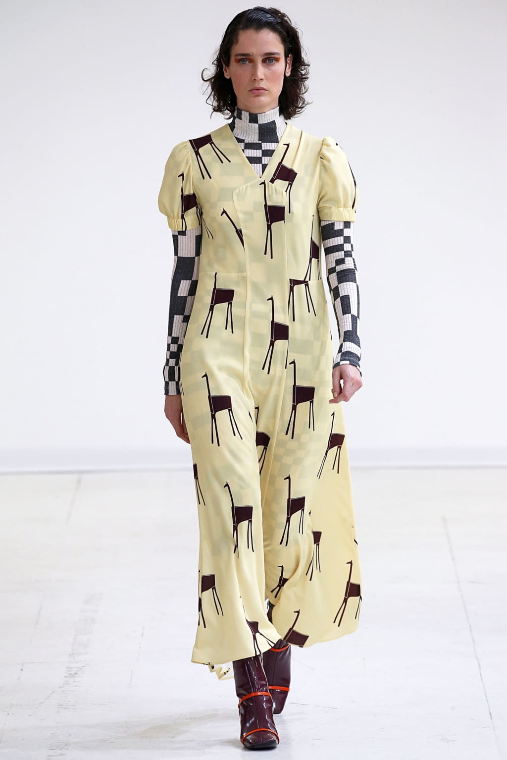 Fashion Week Milan Spring/Summer 2019 look 2 de la collection Arthur Arbesser womenswear