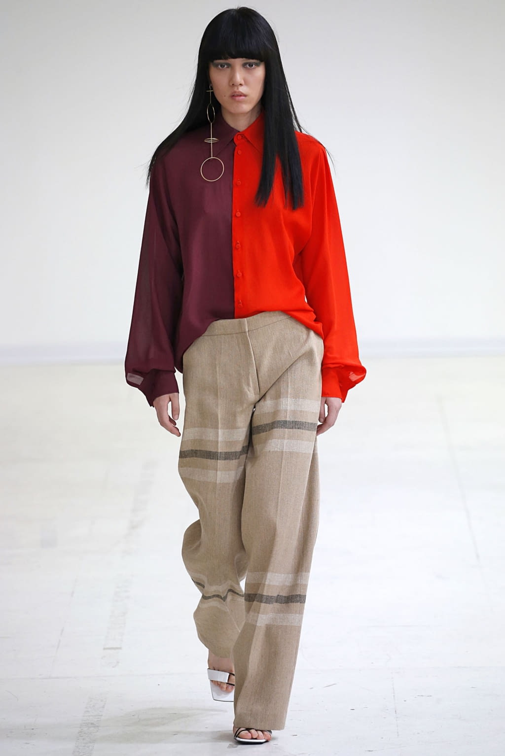 Fashion Week Milan Spring/Summer 2019 look 6 from the Arthur Arbesser collection womenswear