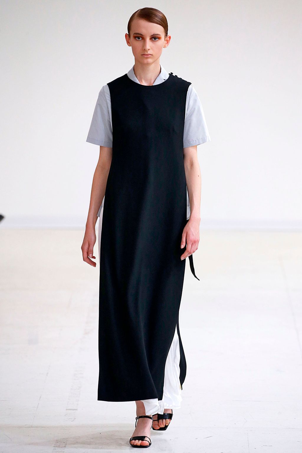 Fashion Week Milan Spring/Summer 2019 look 18 de la collection Arthur Arbesser womenswear