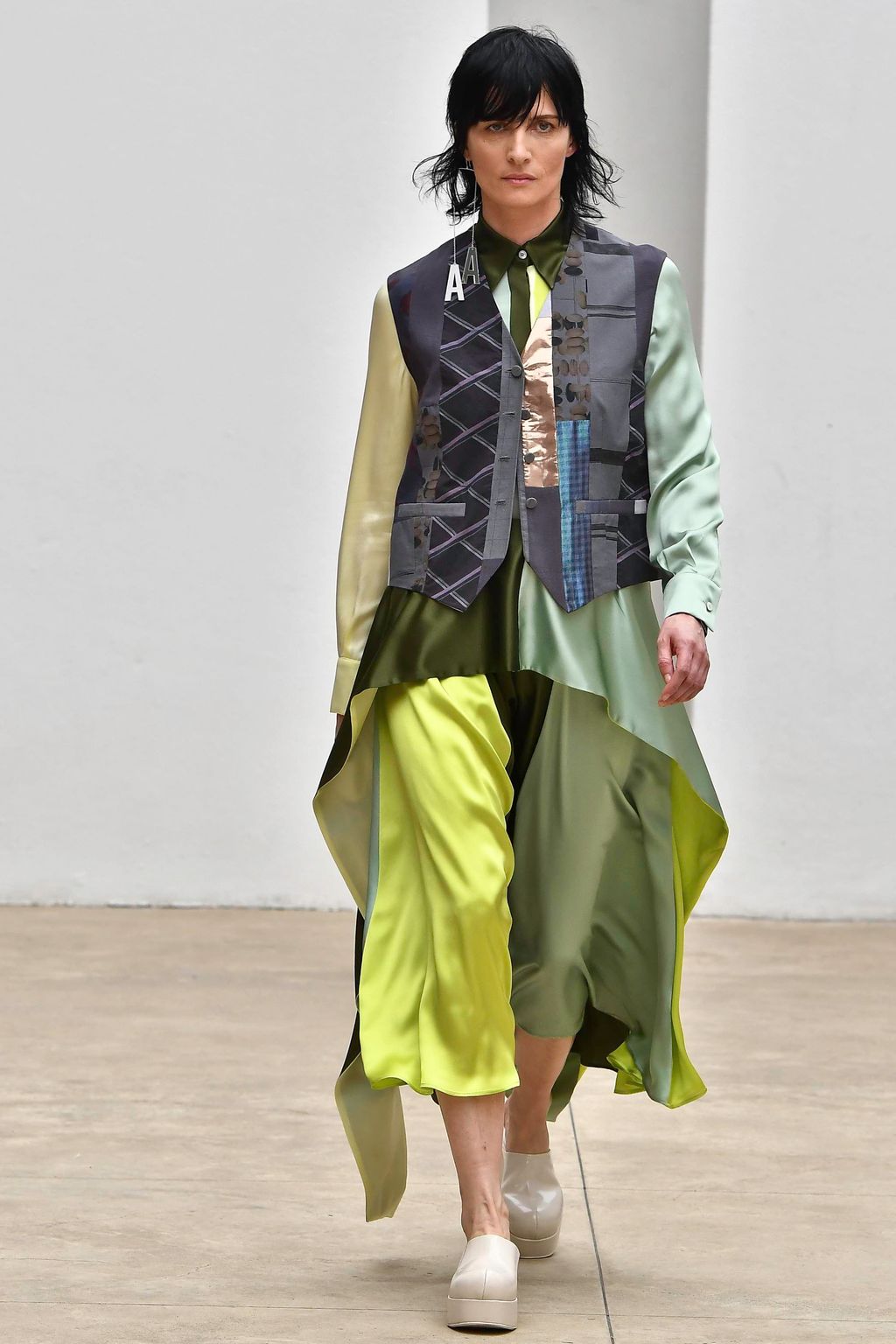 Fashion Week Milan Spring/Summer 2020 look 1 de la collection Arthur Arbesser womenswear