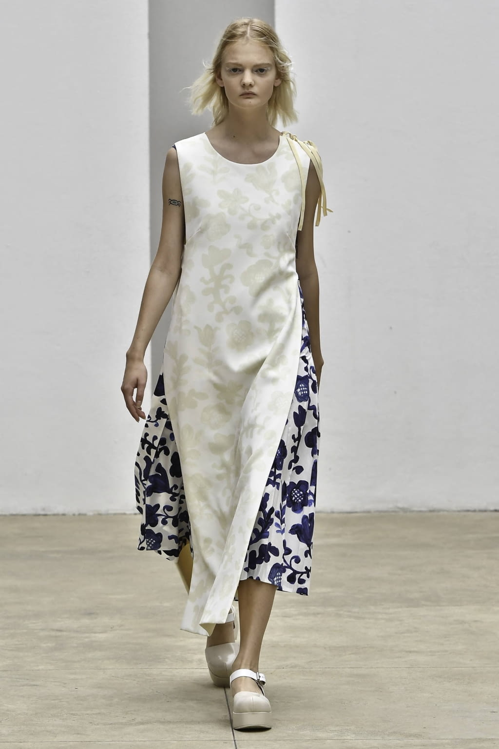 Fashion Week Milan Spring/Summer 2020 look 7 from the Arthur Arbesser collection womenswear