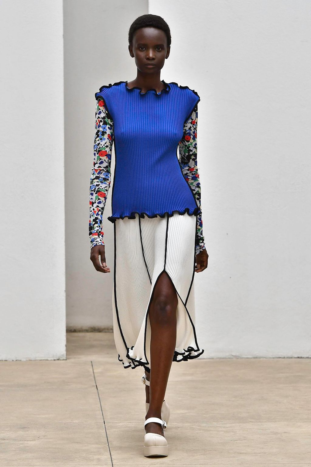 Fashion Week Milan Spring/Summer 2020 look 16 de la collection Arthur Arbesser womenswear