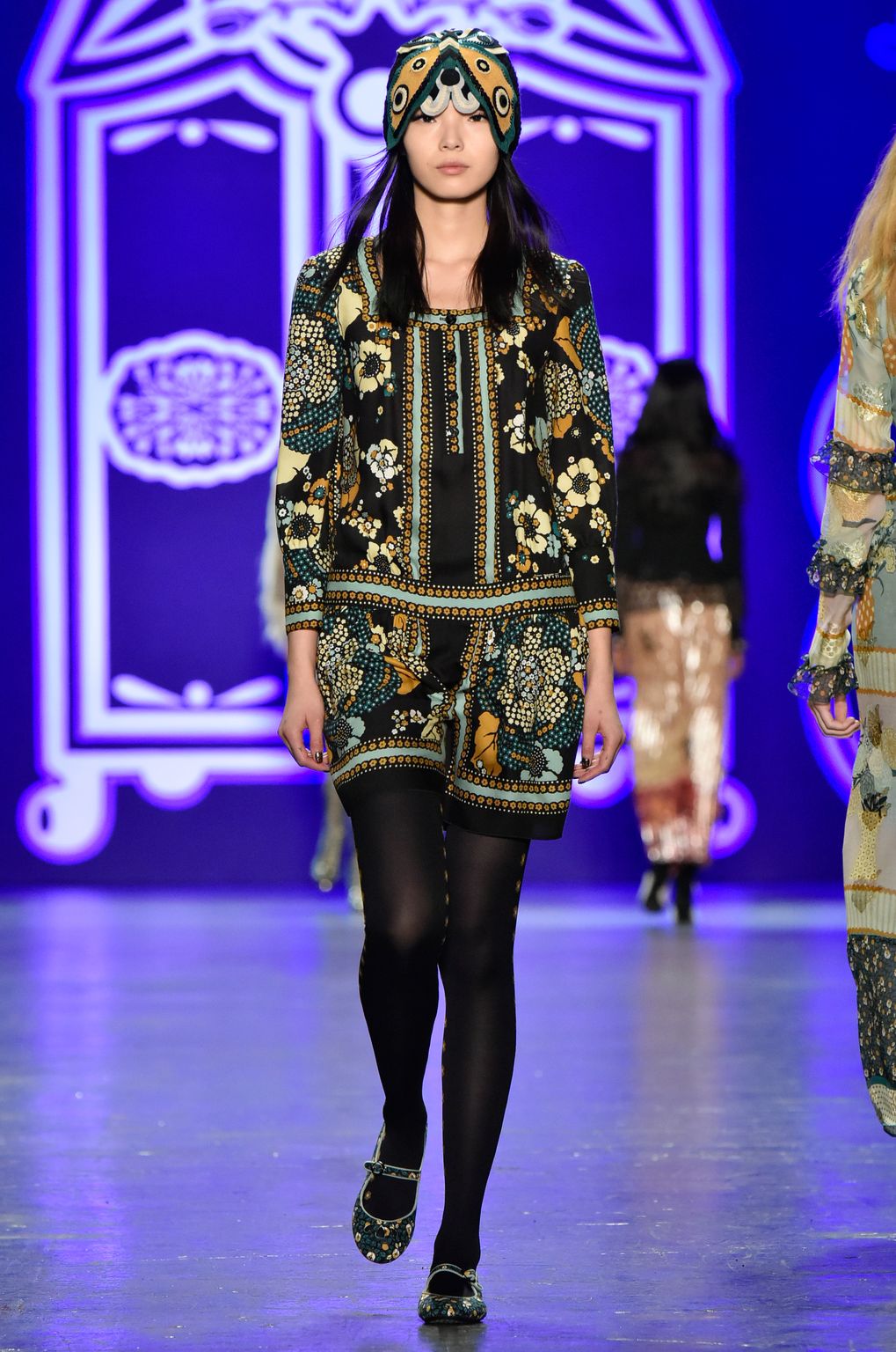 Fashion Week New York Fall/Winter 2016 look 34 from the Anna Sui collection womenswear