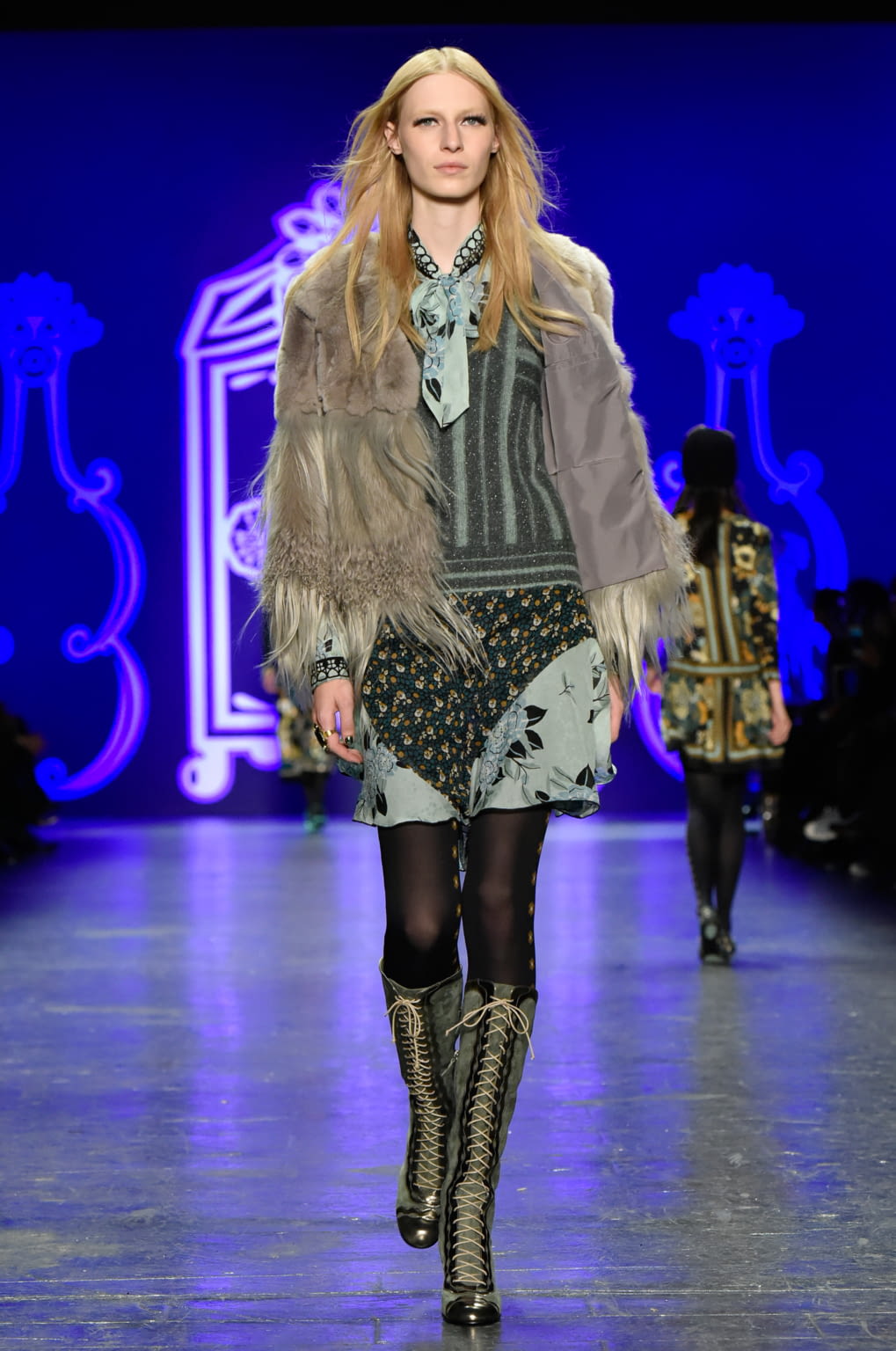Fashion Week New York Fall/Winter 2016 look 35 from the Anna Sui collection womenswear